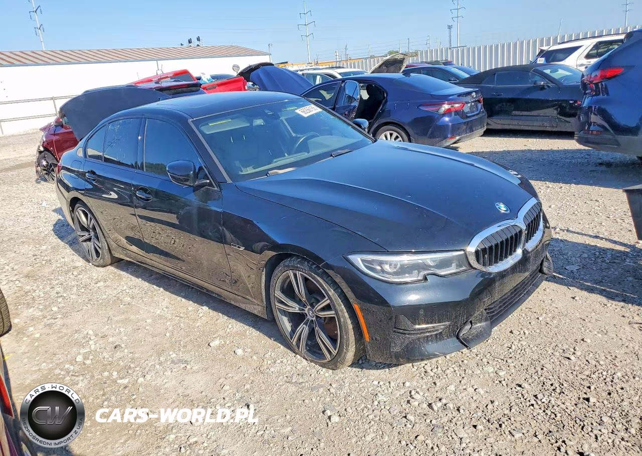 2022 BMW 330E VIN:3MW5P7J06N8C67677 - 4