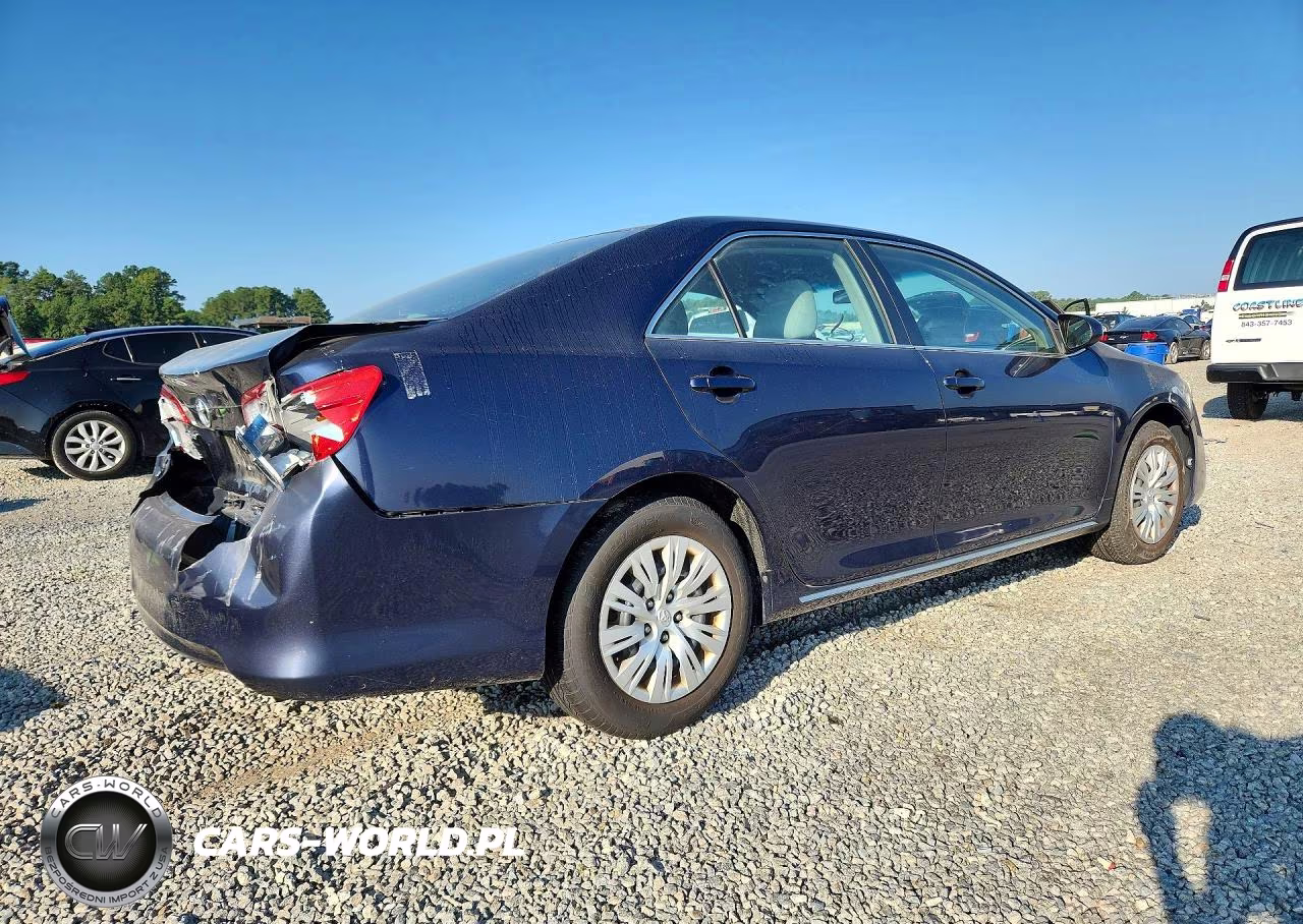2014 Toyota Camry Le VIN:4T4BF1FK7ER377772 - 3
