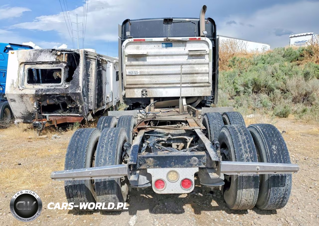 2014 Freightliner Cascadia Truck Cab And Chassis VIN:3AKJGLD66ESFP4558 - 6
