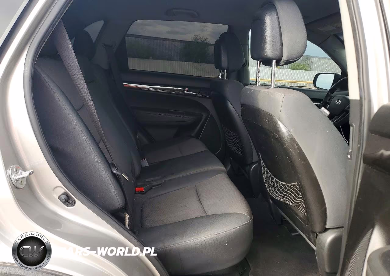 2013 Kia Sorento Lx VIN:5XYKT3A63DG400512 - 10