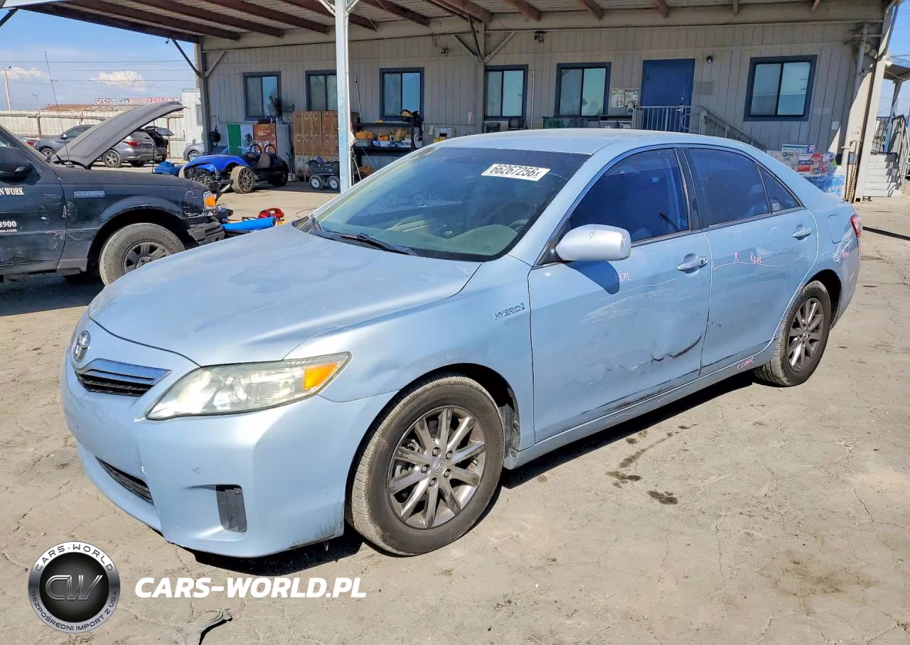 2011 Toyota Camry Hybrid