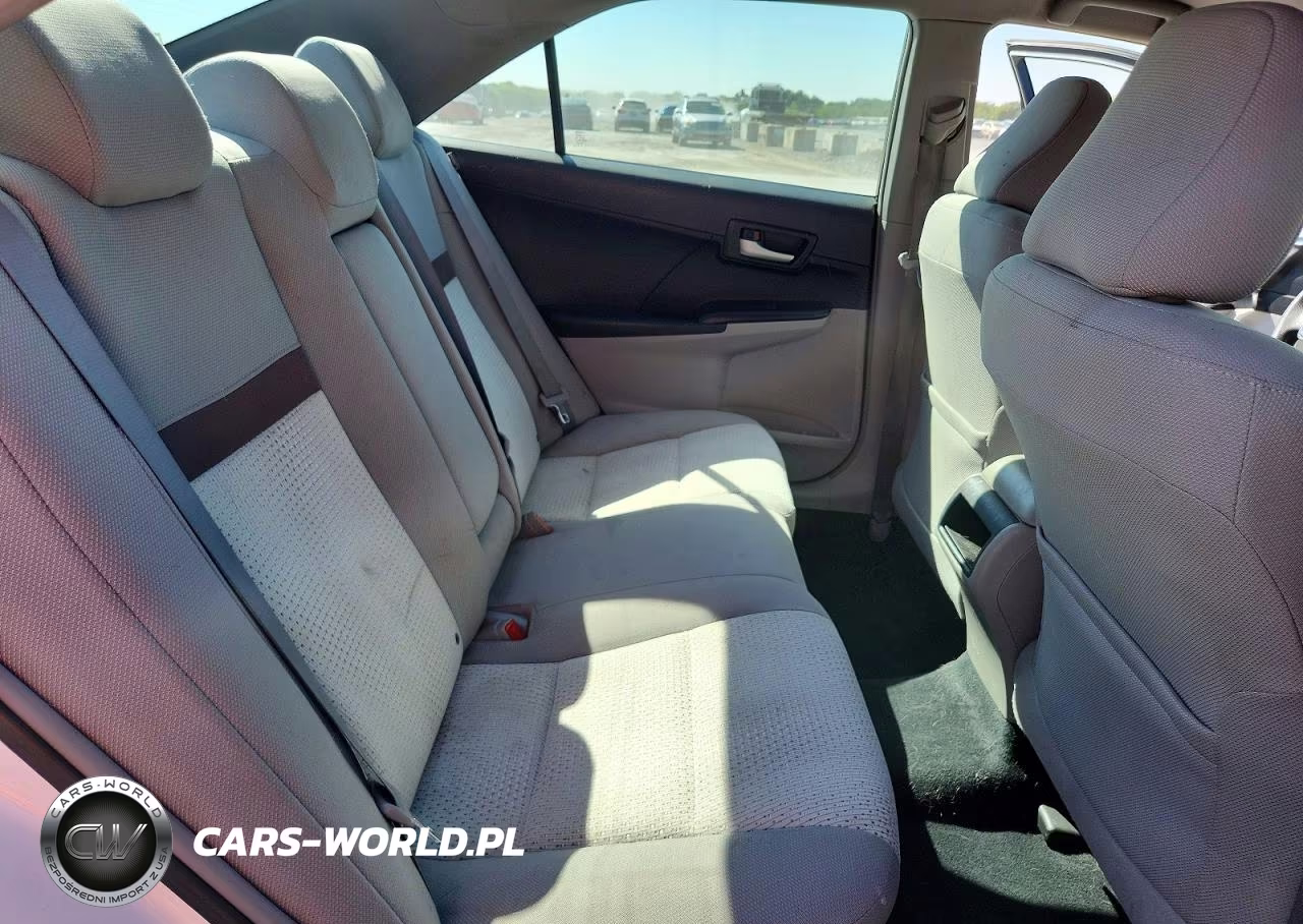 2012 Toyota Camry Le VIN:4T1BF1FK5CU186648 - 10
