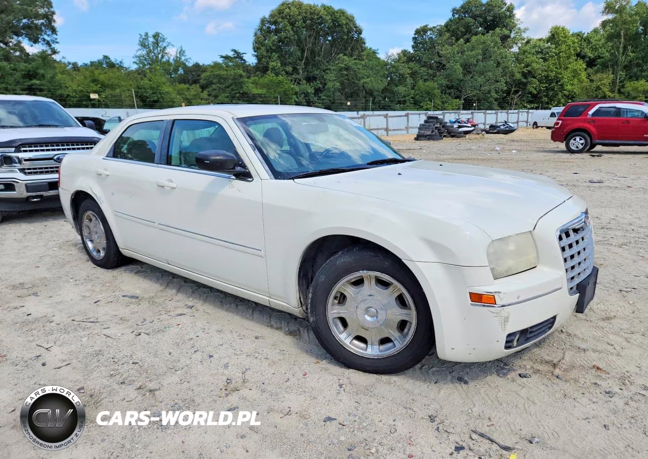 2006 Chrysler 300 Touring VIN:2C3KA53G06H539206 - 4