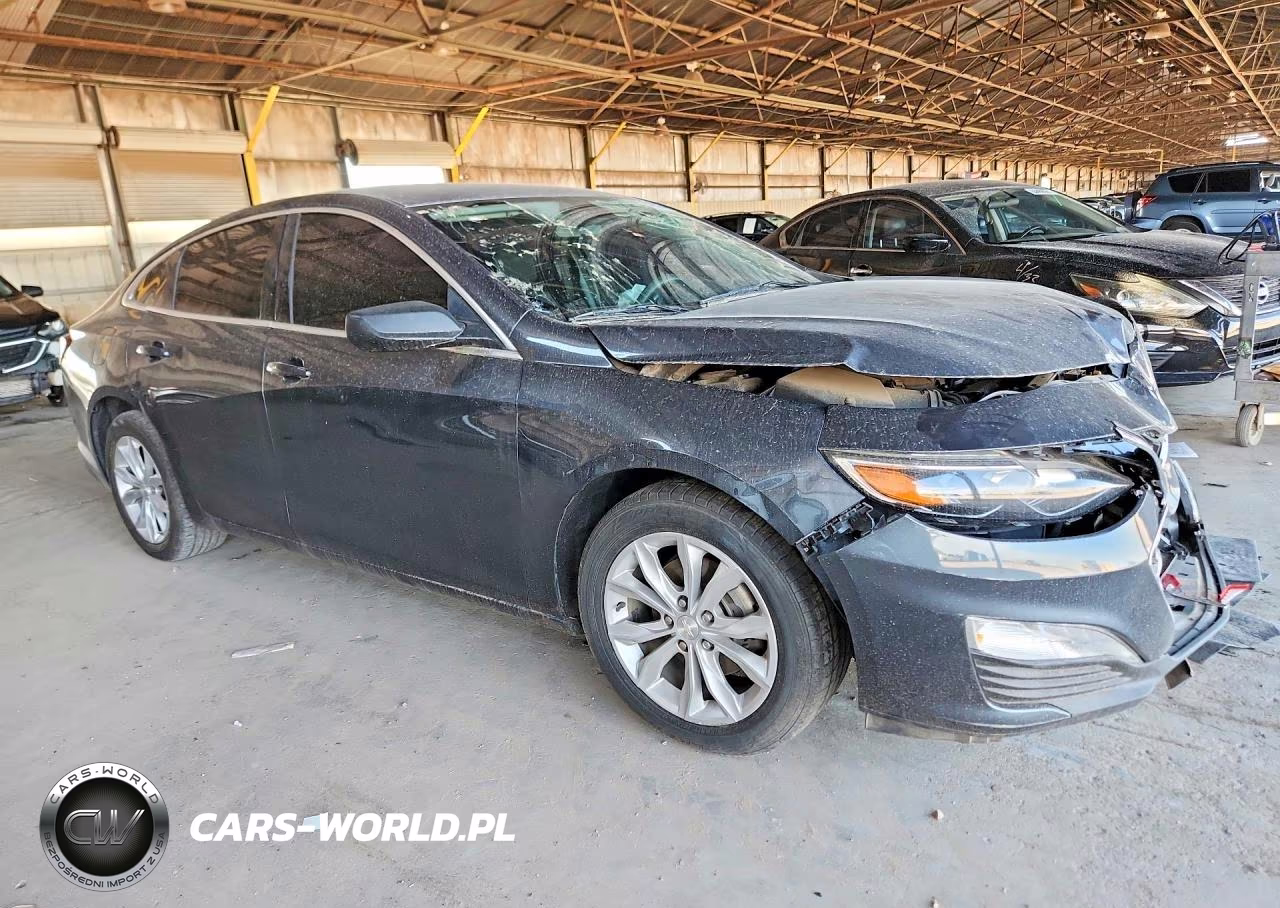 2019 Chevrolet Malibu Lt VIN:1G1ZD5ST7KF111007 - 4