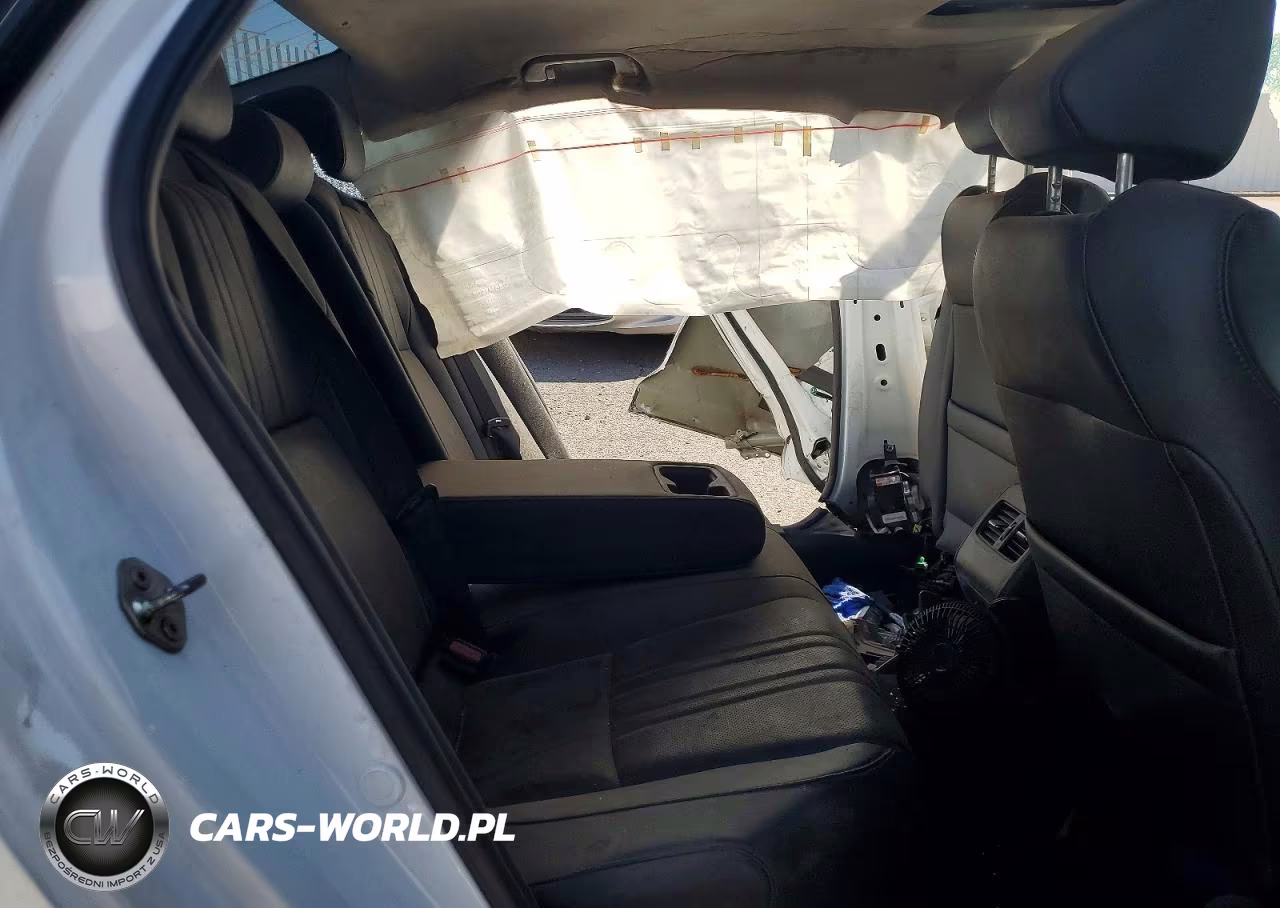 2019 Honda Accord Touring VIN:1HGCV2F92KA031040 - 10