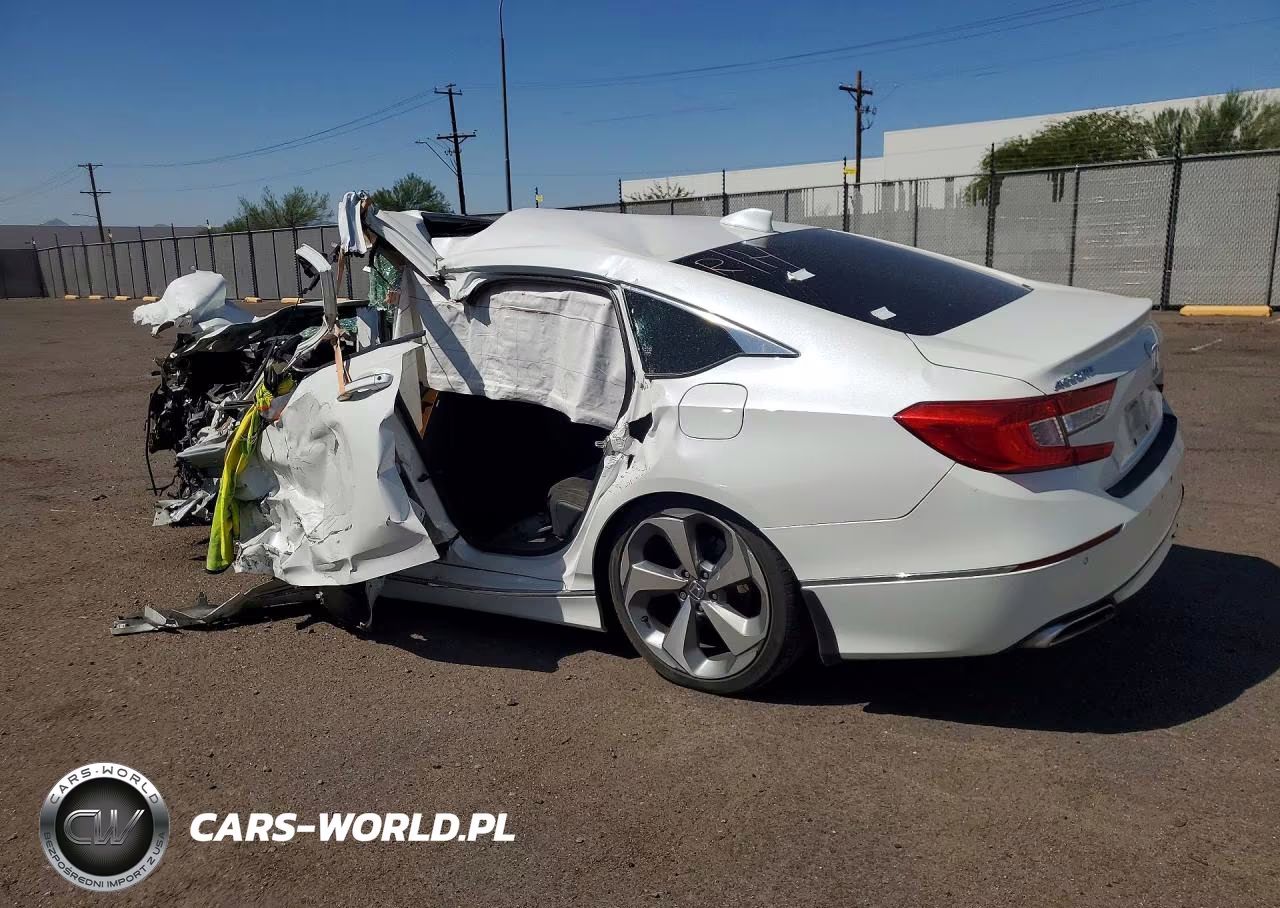 2019 Honda Accord Touring VIN:1HGCV2F92KA031040 - 2