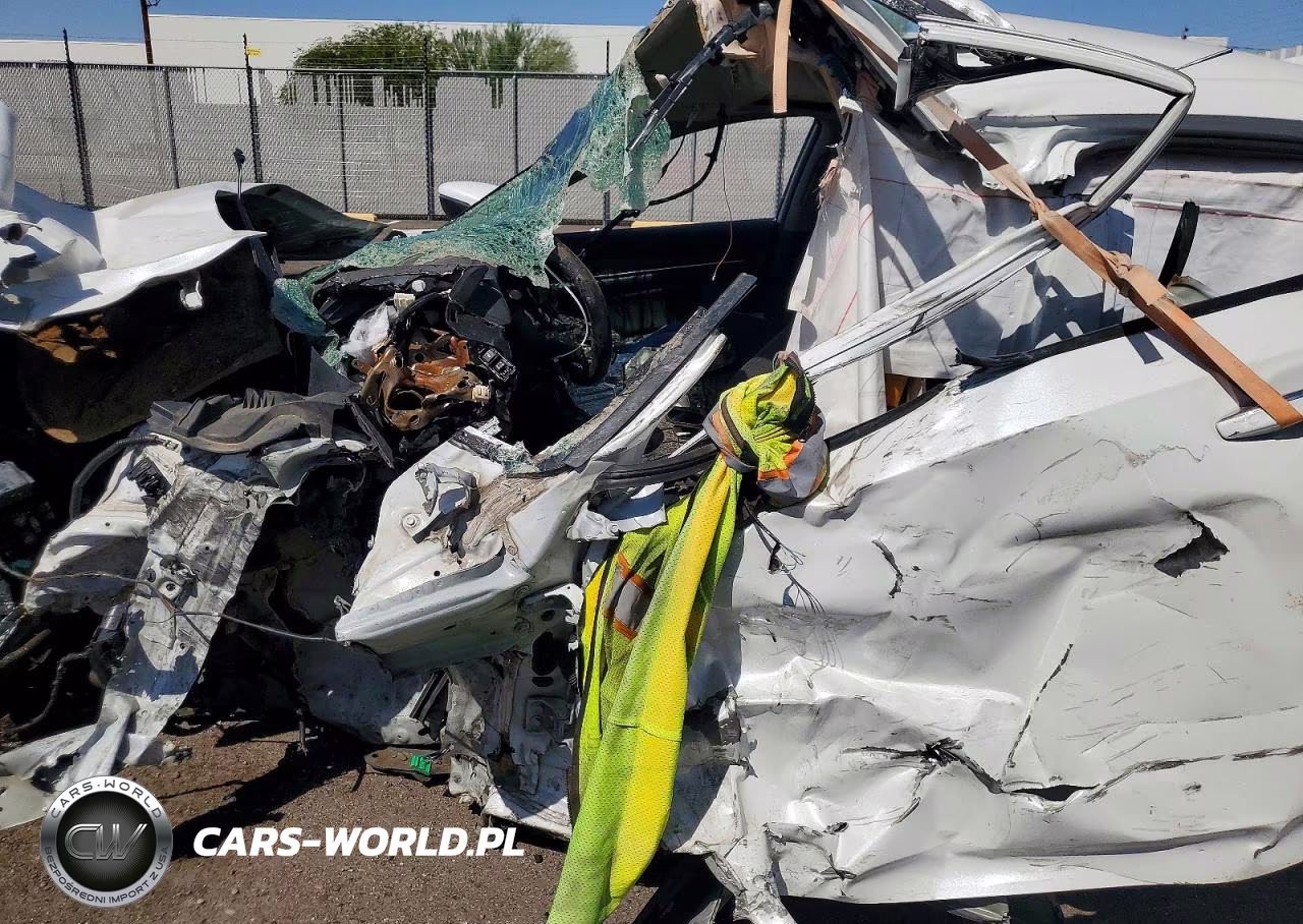 2019 Honda Accord Touring VIN:1HGCV2F92KA031040 - 7