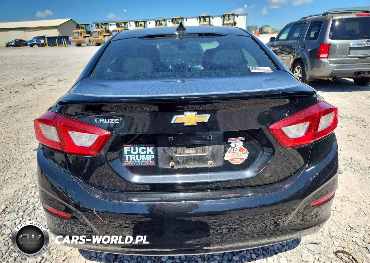 2018 Chevrolet Cruze Ls VIN:1G1BC5SM4J7131155 - 6