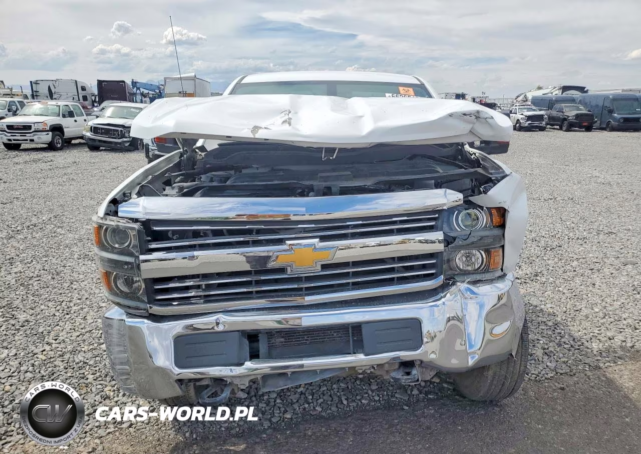 2018 Chevrolet Silverado C2500 Heavy Duty VIN:1GC0CUEG5JZ317192 - 5
