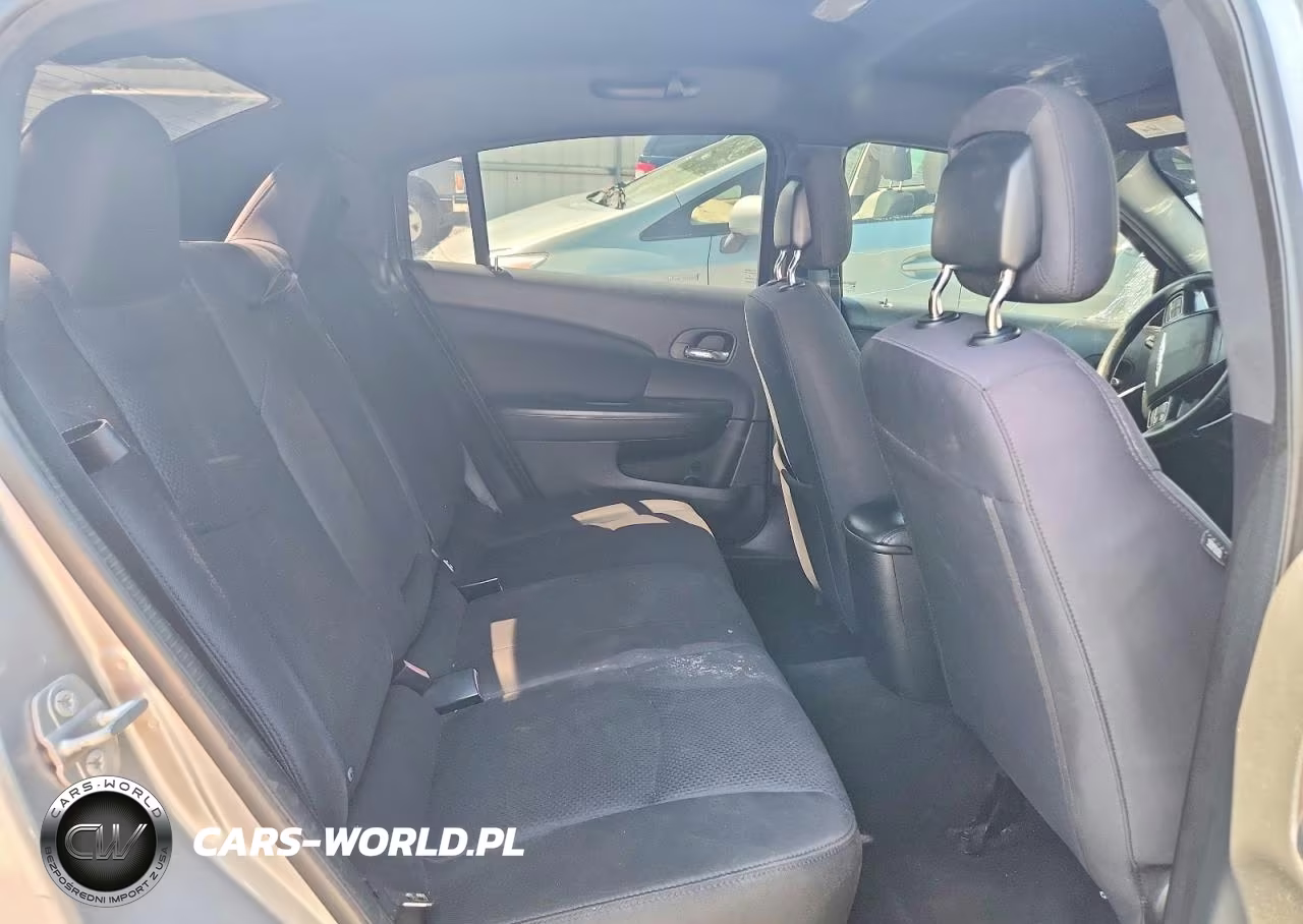 2014 Chrysler 200 Lx VIN:1C3CCBABXEN207994 - 10