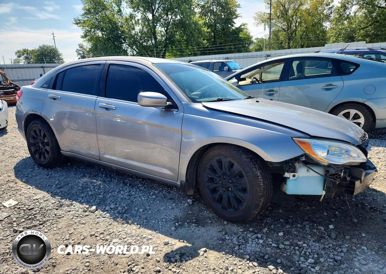 2014 Chrysler 200 Lx VIN:1C3CCBABXEN207994 - 4