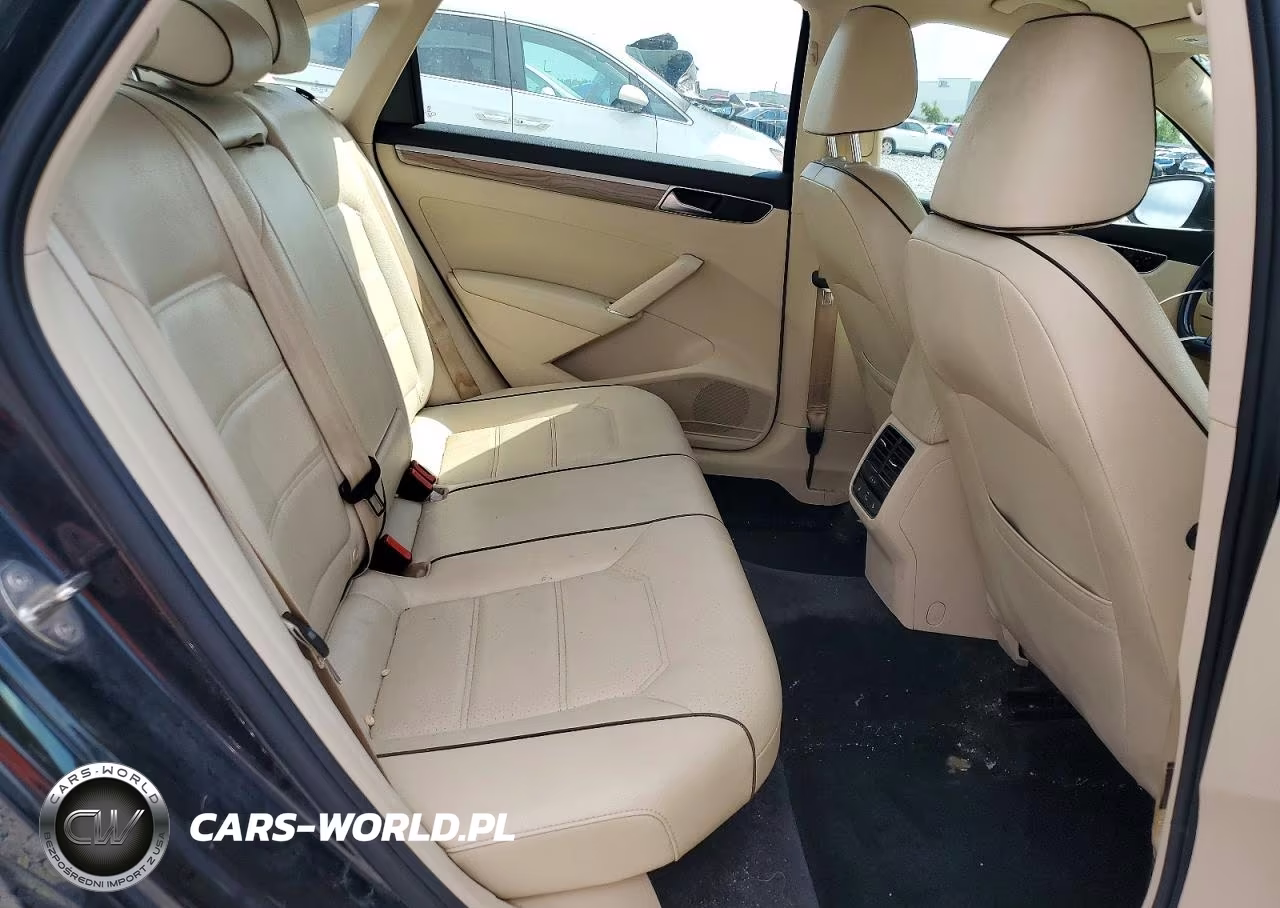 2018 Volkswagen Passat Se VIN:1VWBA7A30JC032774 - 10