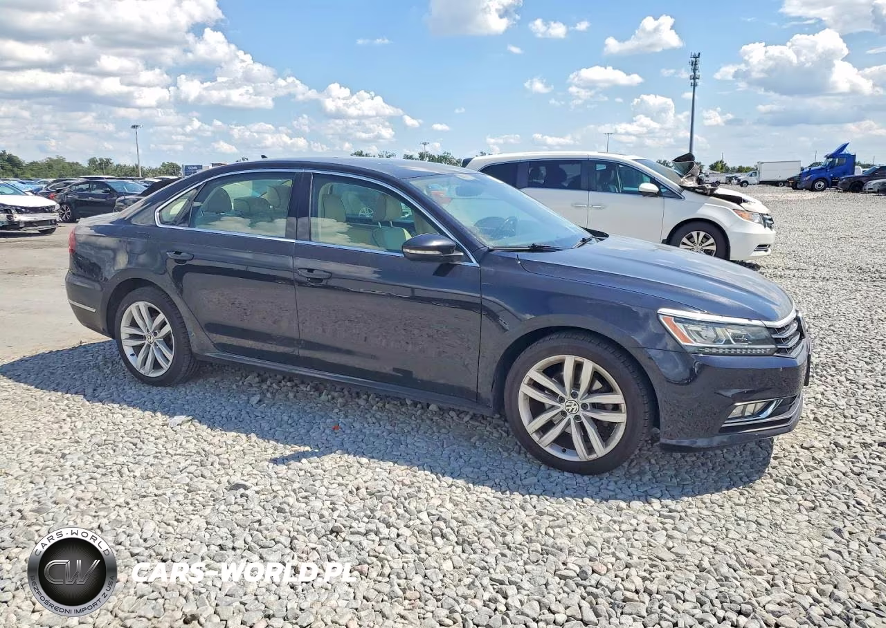 2018 Volkswagen Passat Se VIN:1VWBA7A30JC032774 - 4