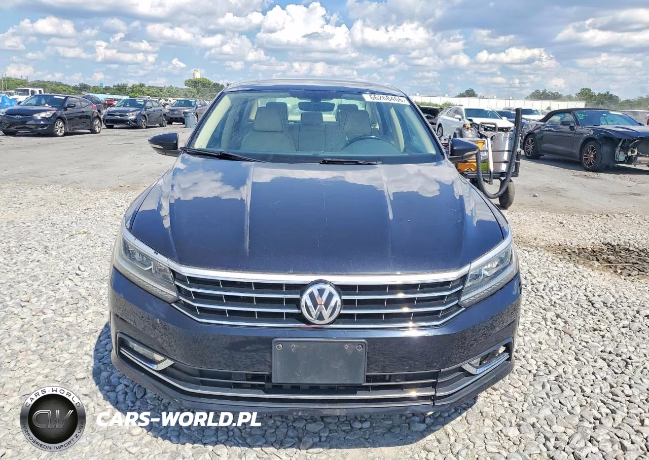 2018 Volkswagen Passat Se VIN:1VWBA7A30JC032774 - 5