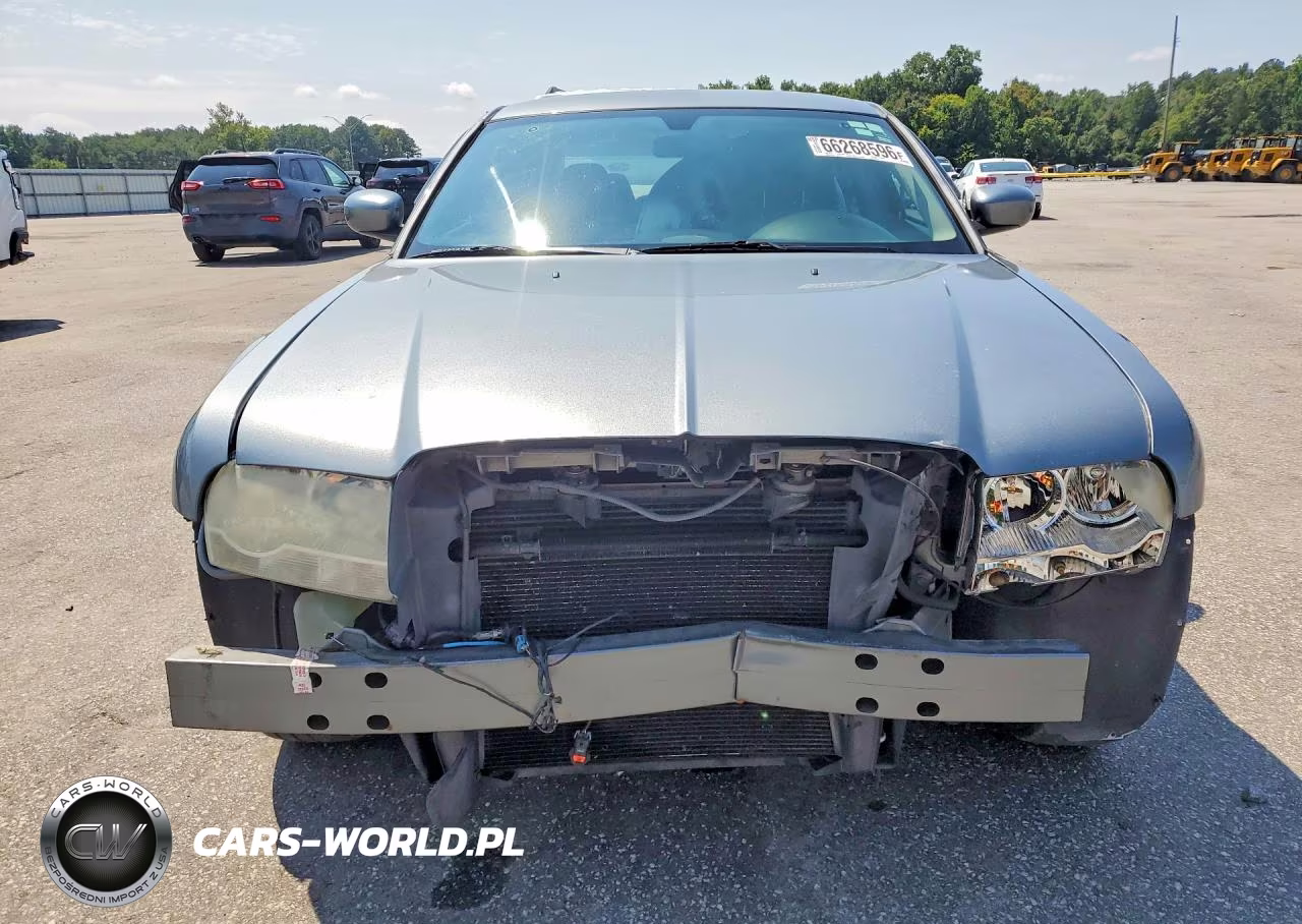 2006 Chrysler 300 Touring VIN:2C3KA53GX6H285357 - 5
