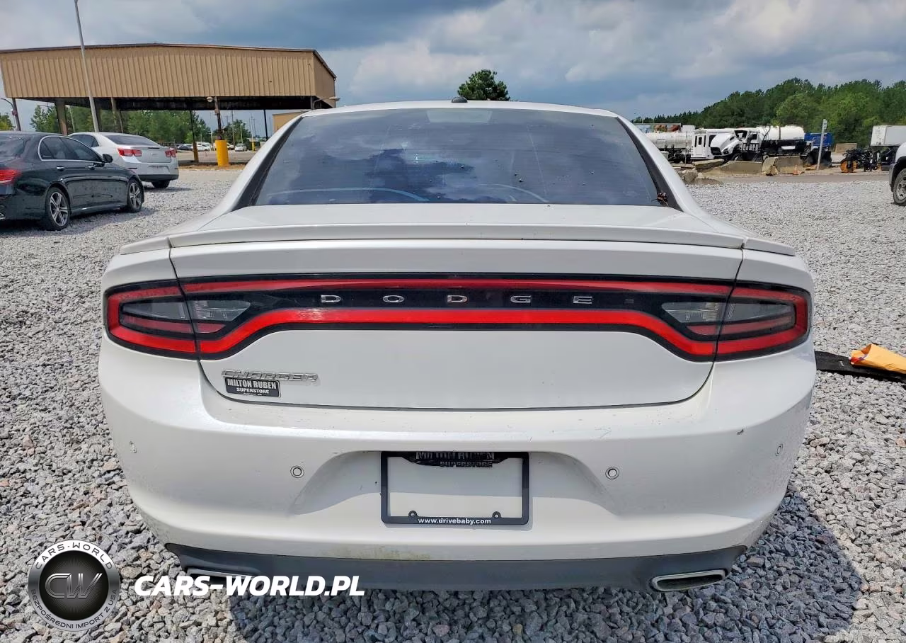 2015 Dodge Charger Se VIN:2C3CDXBG6FH826526 - 6