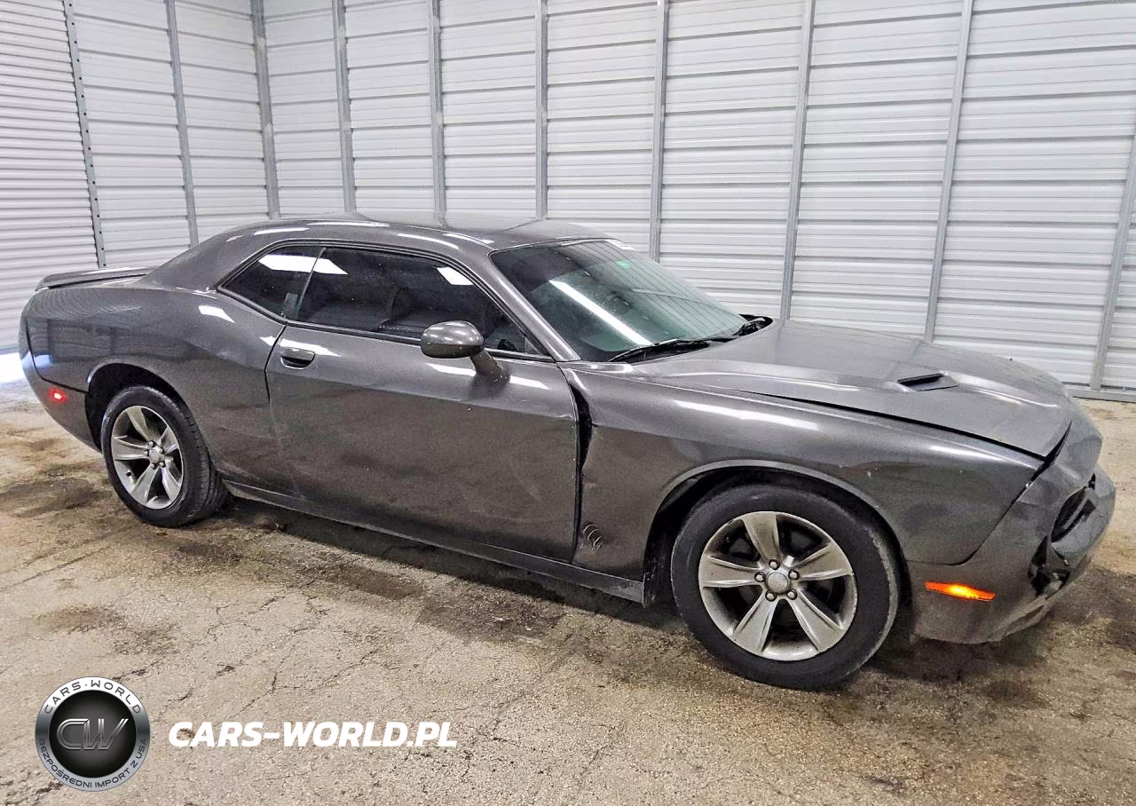 2019 Dodge Challenger Sxt VIN:2C3CDZAG4KH708384 - 4