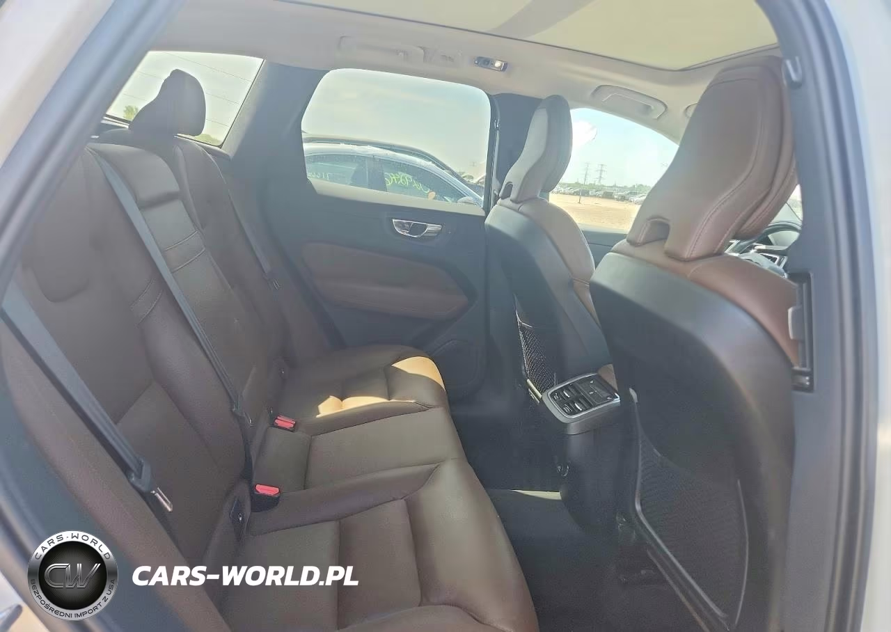 2020 Volvo Xc60 T5 Inscription VIN:YV4102RL6L1610039 - 10