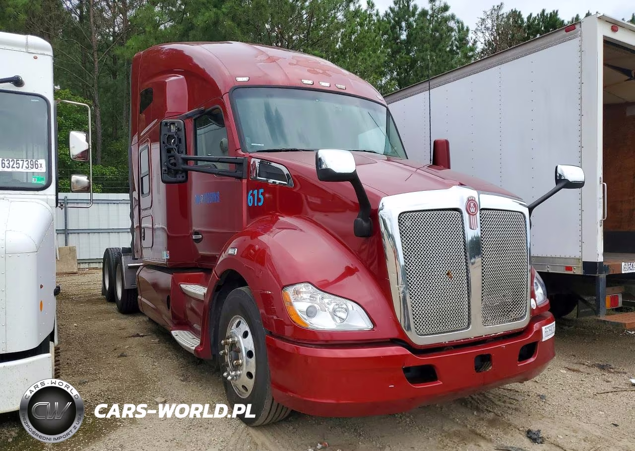 2016 Kenworth Construction T680 VIN:1XKYDP9X3GJ483024 - 4