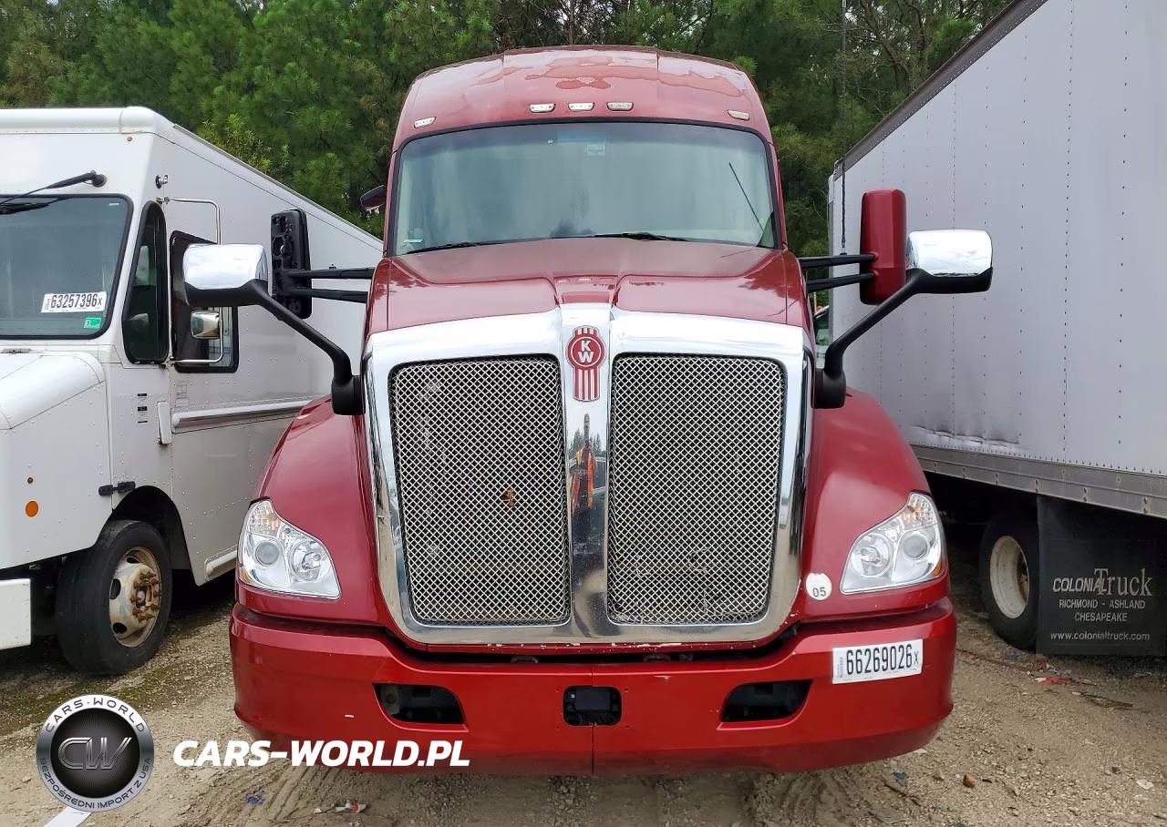 2016 Kenworth Construction T680 VIN:1XKYDP9X3GJ483024 - 5