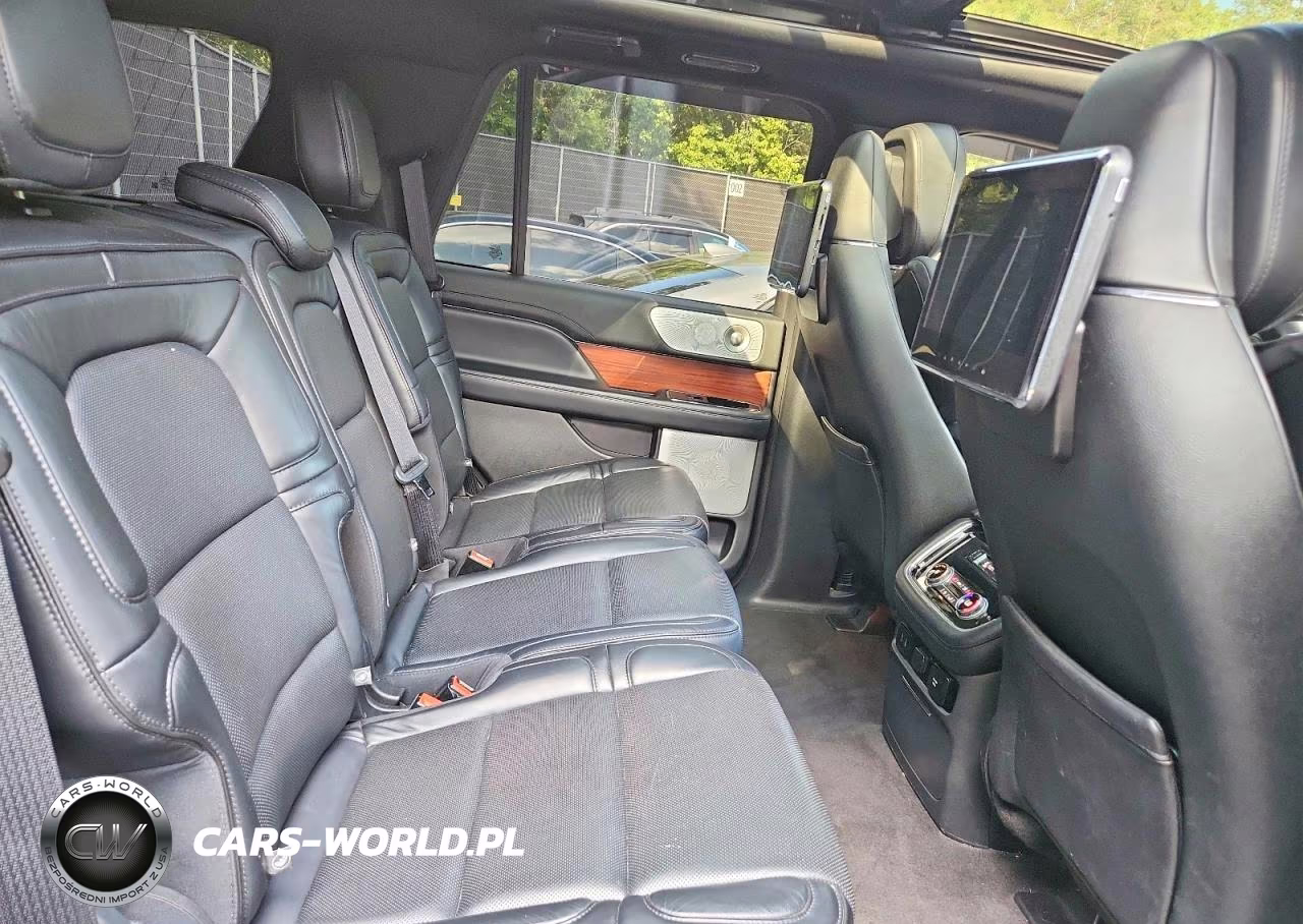 2019 Lincoln Navigator Reserve VIN:5LMJJ2LTXKEL19052 - 11