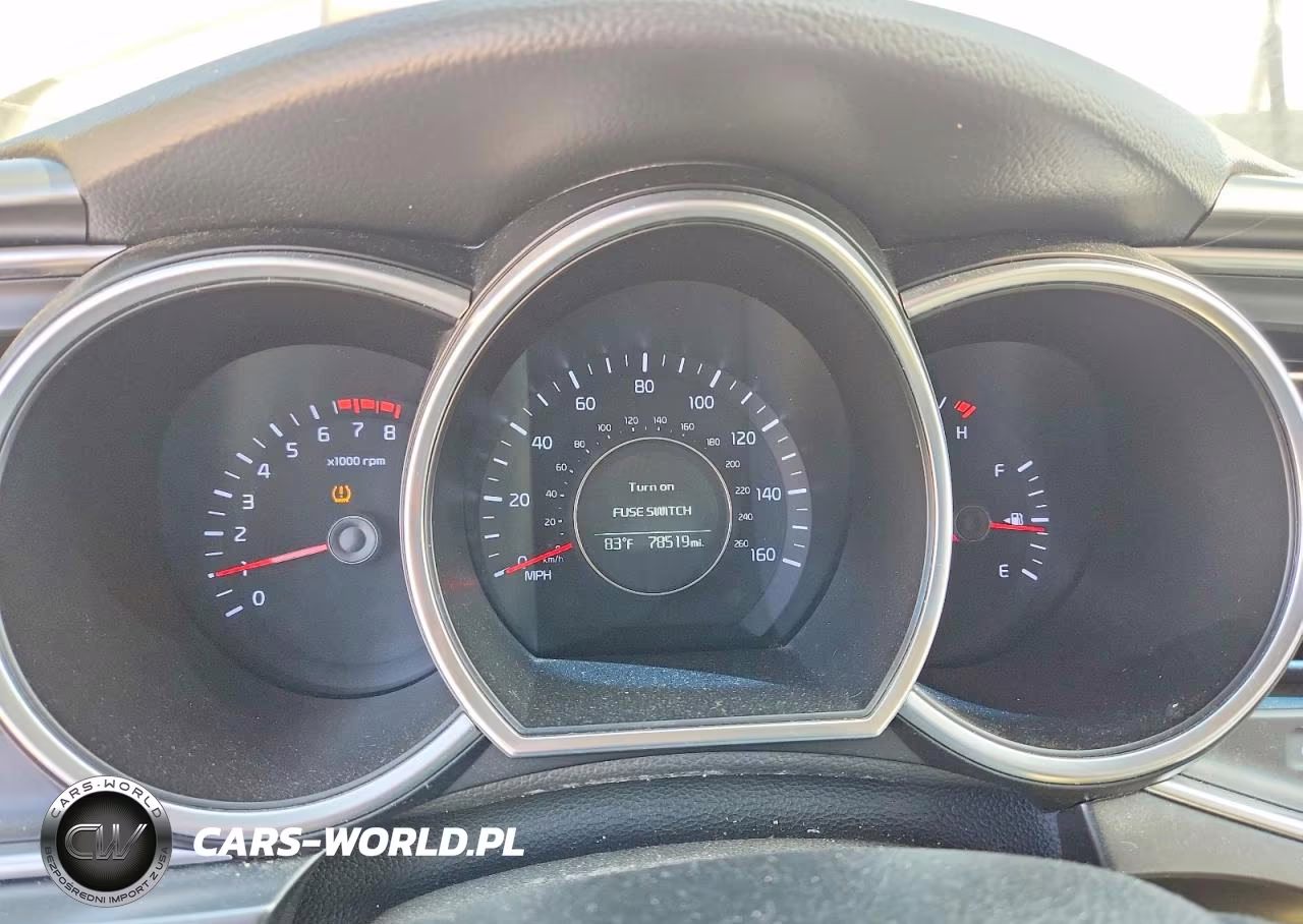 2015 Kia Optima Lx VIN:5XXGM4A74FG374365 - 9