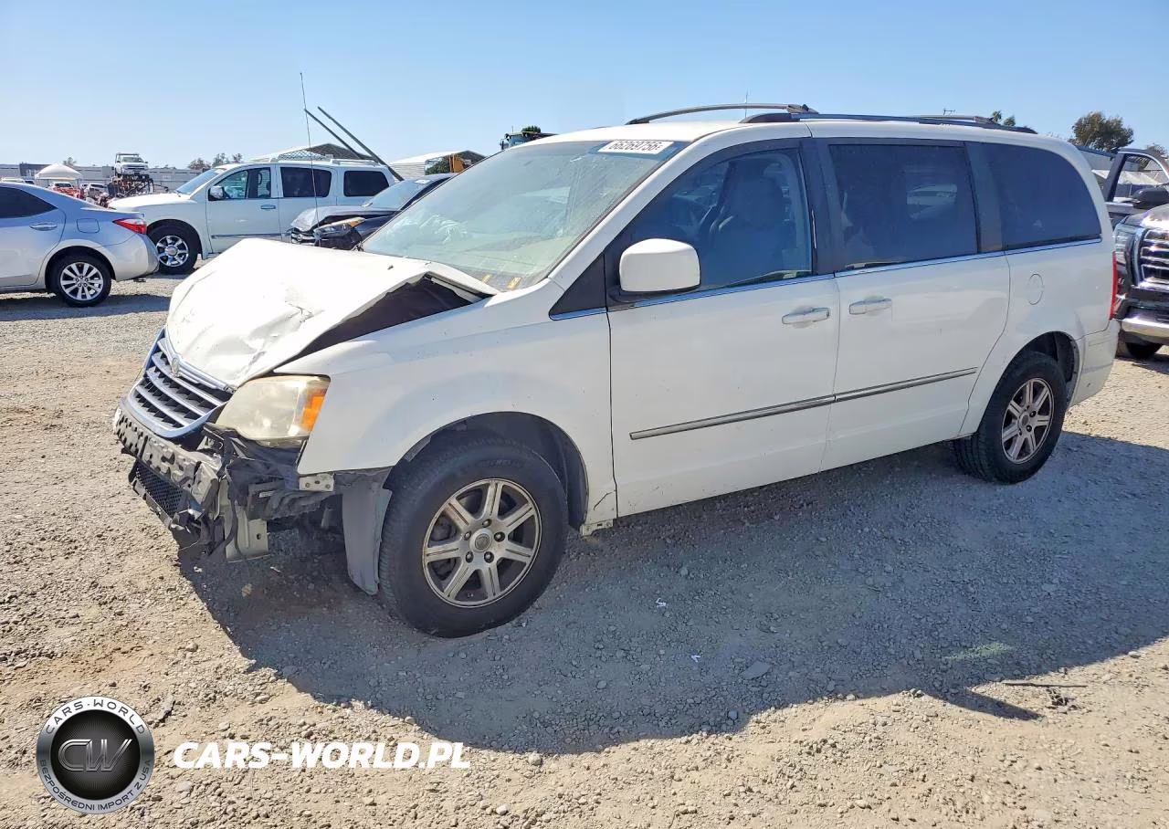 2010 Chrysler Town & Country Touring