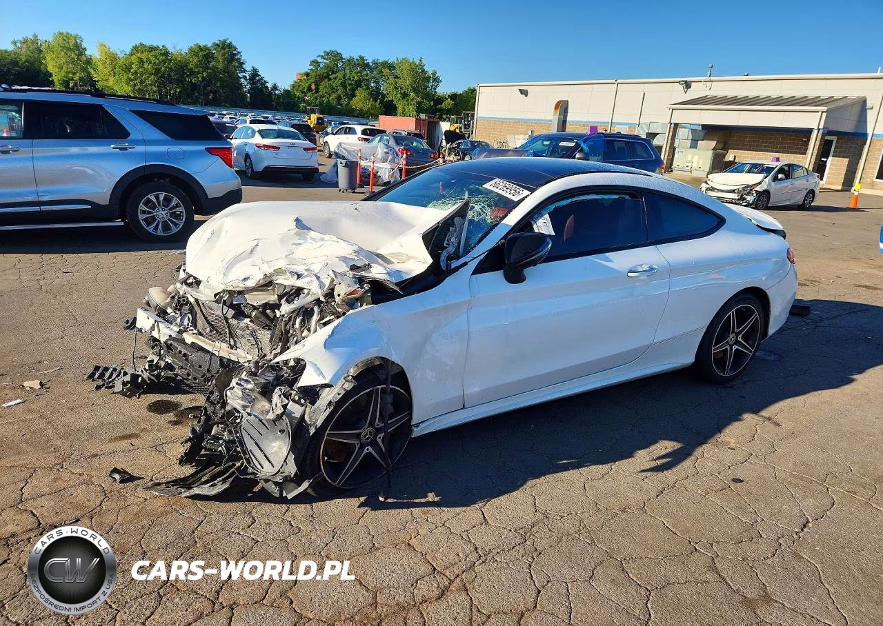 2017 Mercedes-Benz C 300 4Matic VIN:WDDWJ4KB5HF541038 - 1