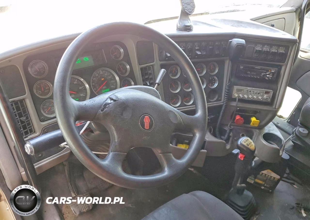2016 Kenworth Construction T700 VIN:1XKFD49X6GJ478700 - 8