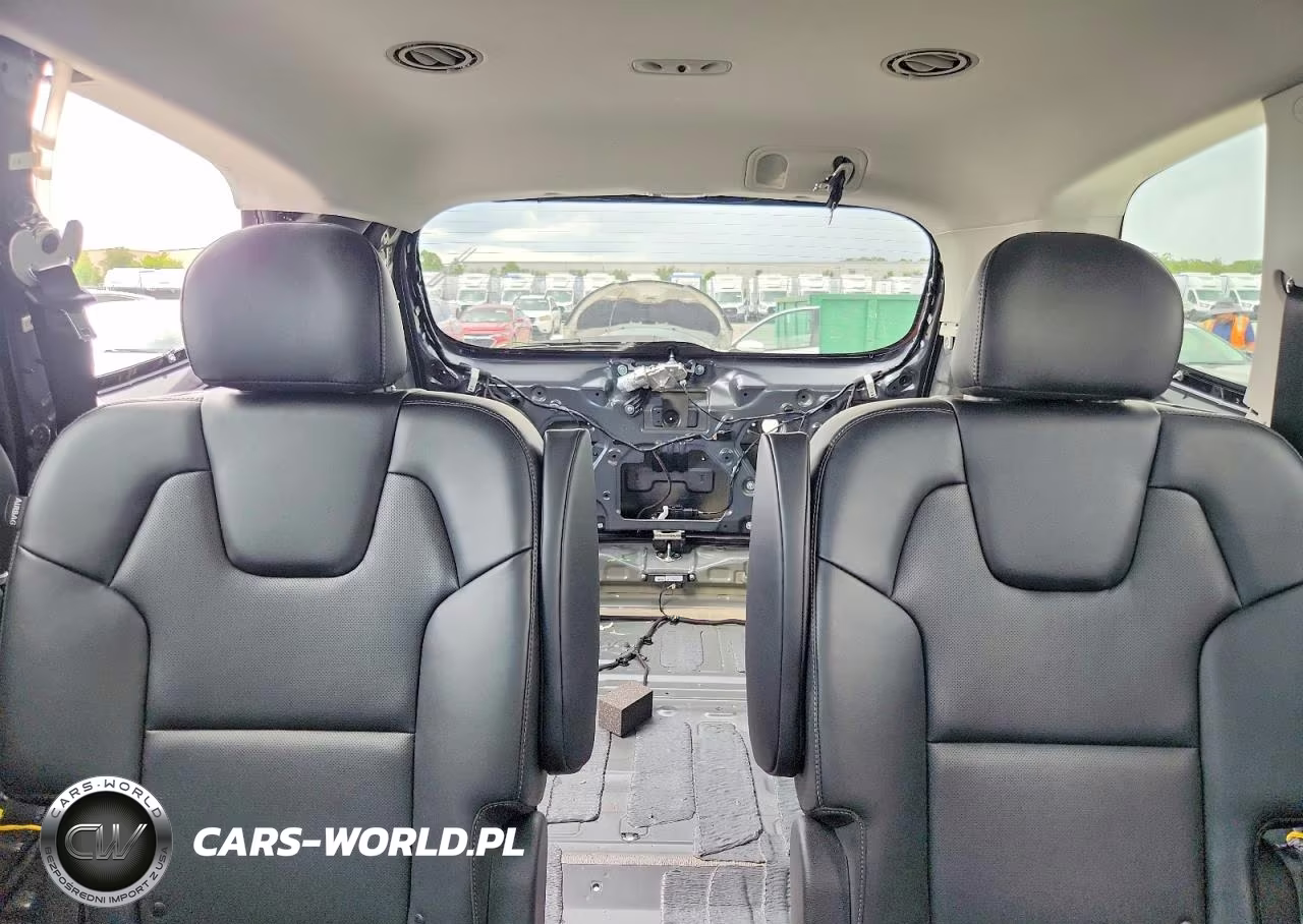 2025 Kia Telluride S VIN:5XYP64GC7SG651644 - 10