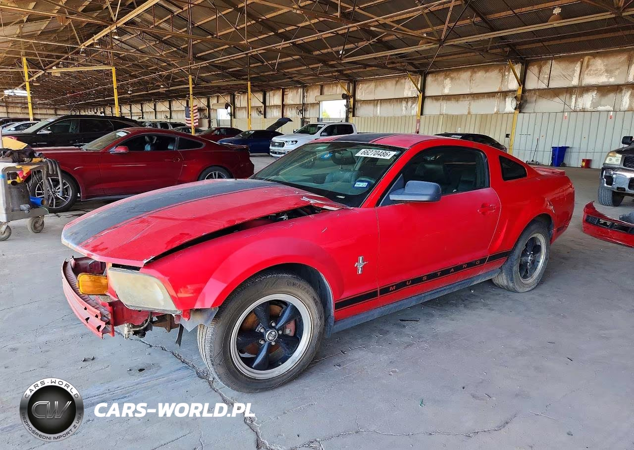 2007 Ford Mustang – zdjęcie 1 z 13