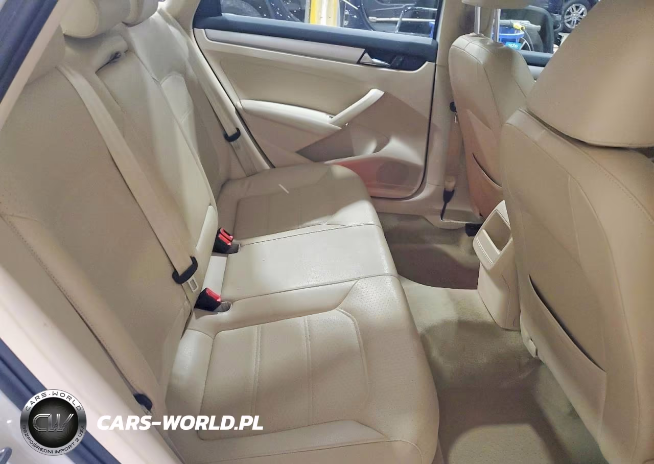 2012 Volkswagen Passat Se VIN:1VWBP7A32CC095215 - 10