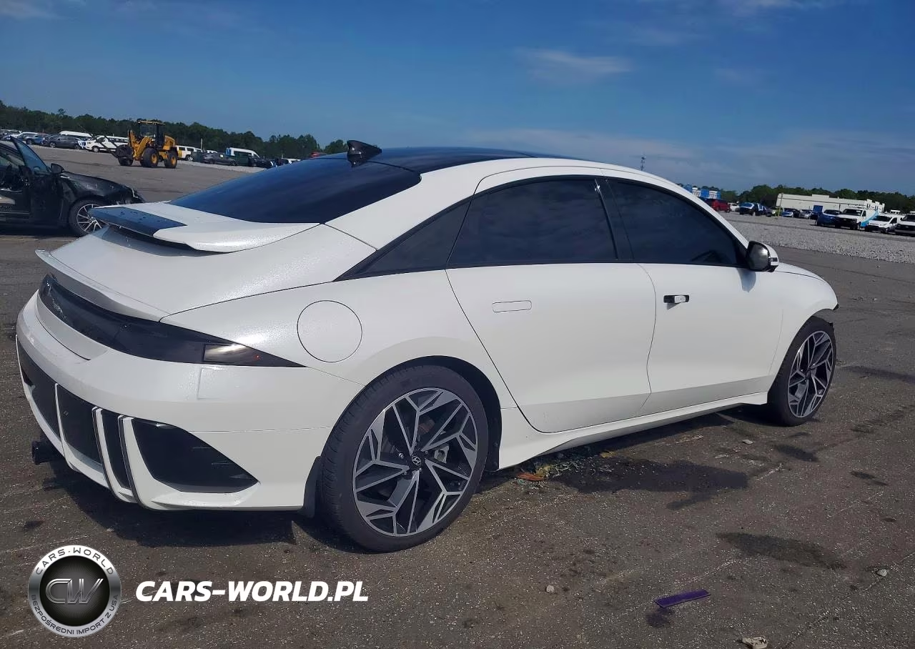 2023 Hyundai Ioniq 6 Limited VIN:KMHM54AC0PA049119 - 3