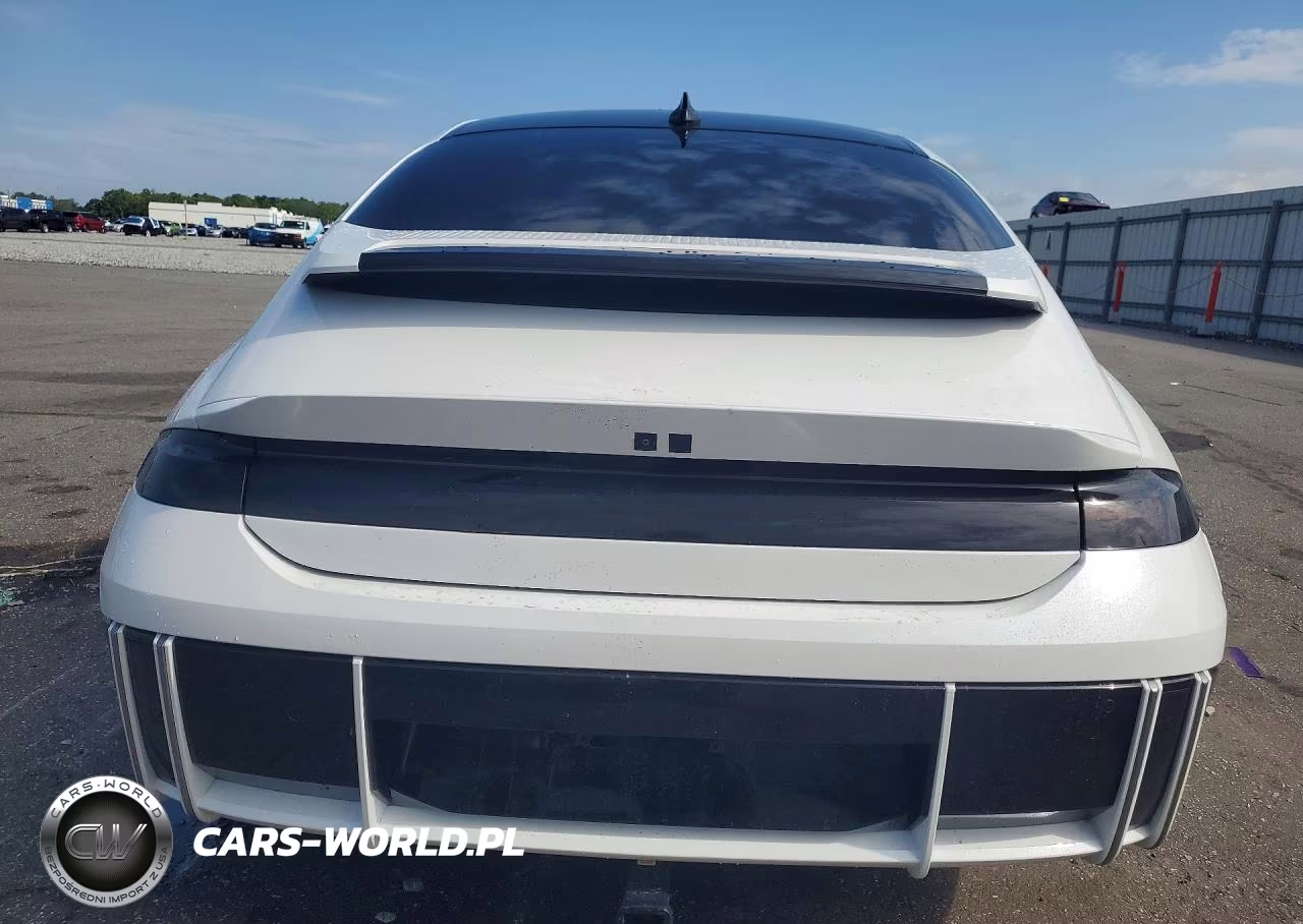2023 Hyundai Ioniq 6 Limited VIN:KMHM54AC0PA049119 - 6