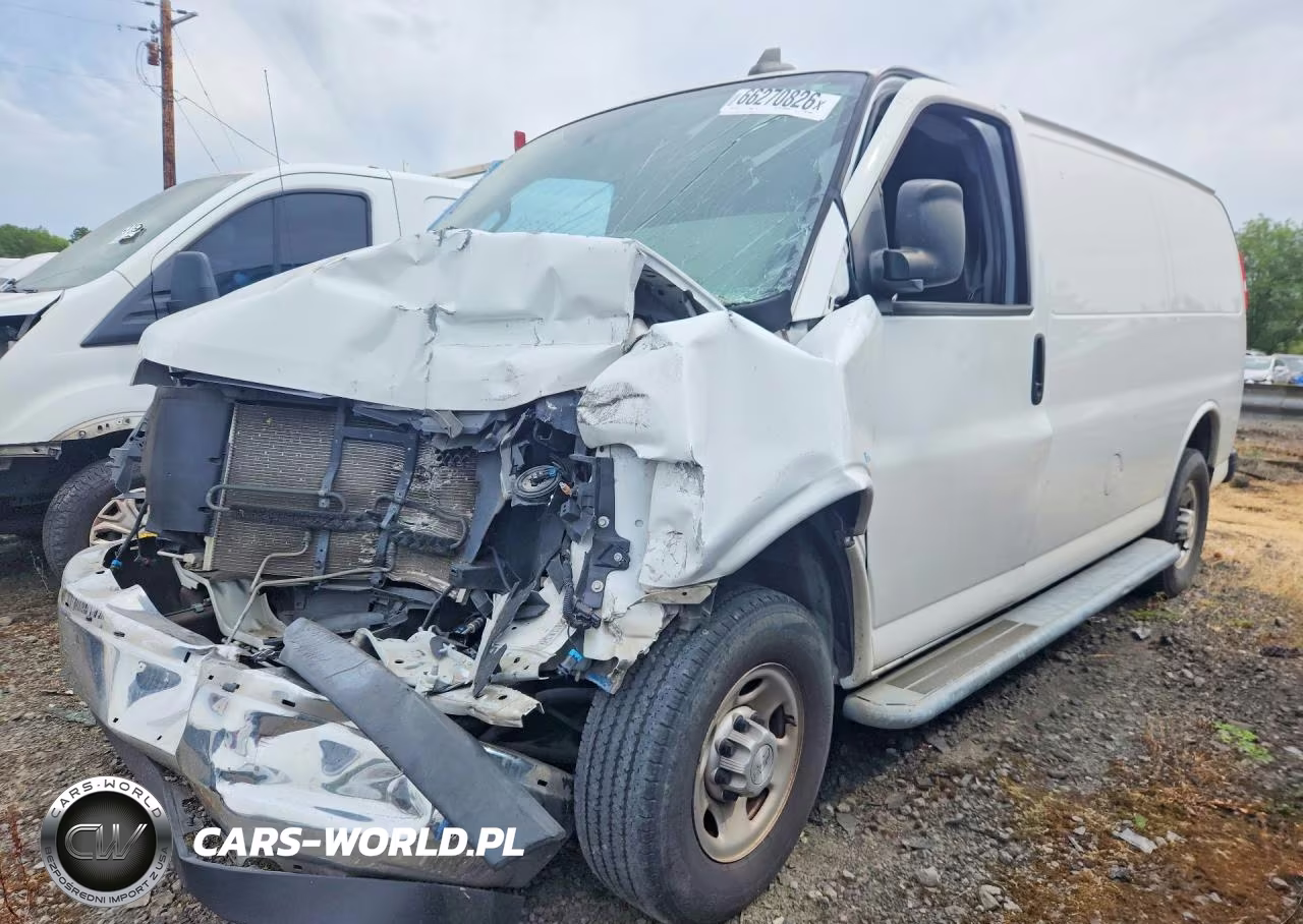 2019 Chevrolet Express 2500 Cargo Delivery Van – zdjęcie 1 z 11