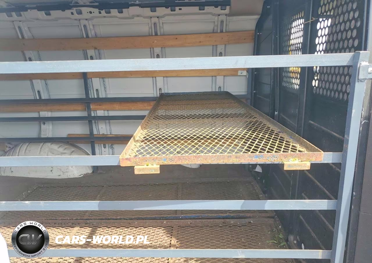 2019 Chevrolet Express 2500 Cargo Delivery Van VIN:1GCWGAFG0K1365887 - 10