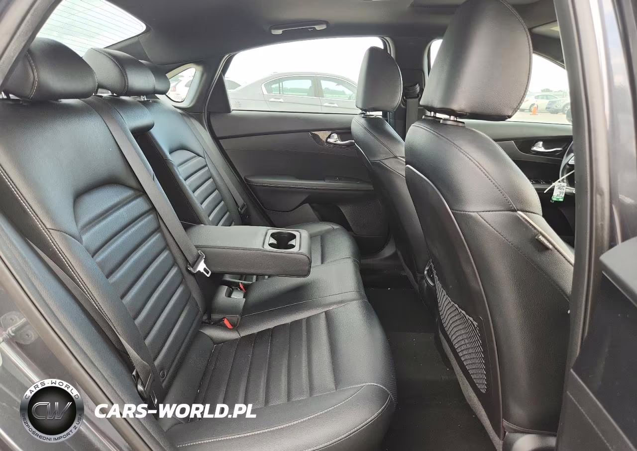 2022 Kia Forte Gt Line VIN:3KPF54AD4NE430732 - 10