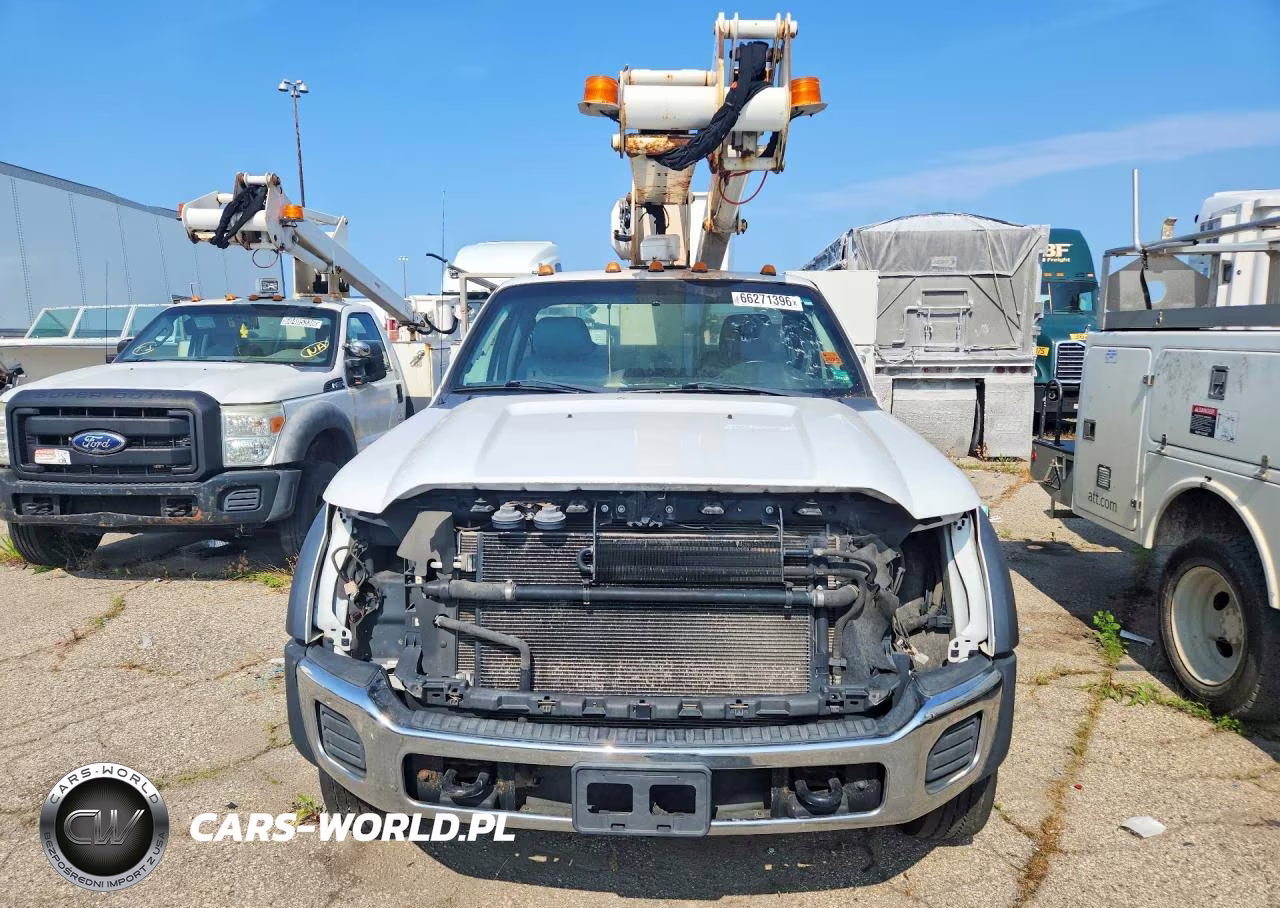 2016 Ford F450 Super Duty VIN:1FDUF4GT6GED32704 - 5