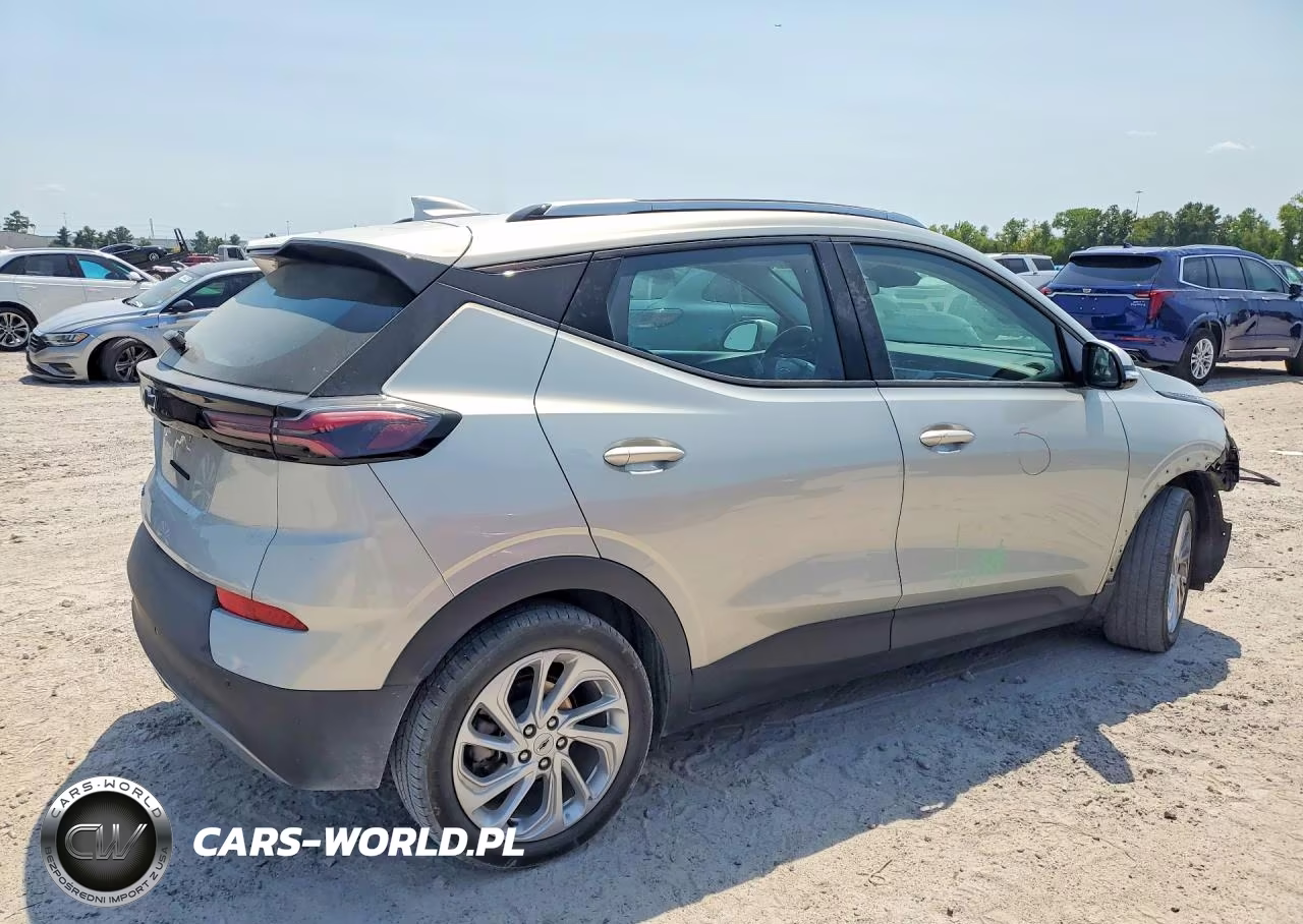 2023 Chevrolet Bolt Euv Lt VIN:1G1FY6S00P4176299 - 3