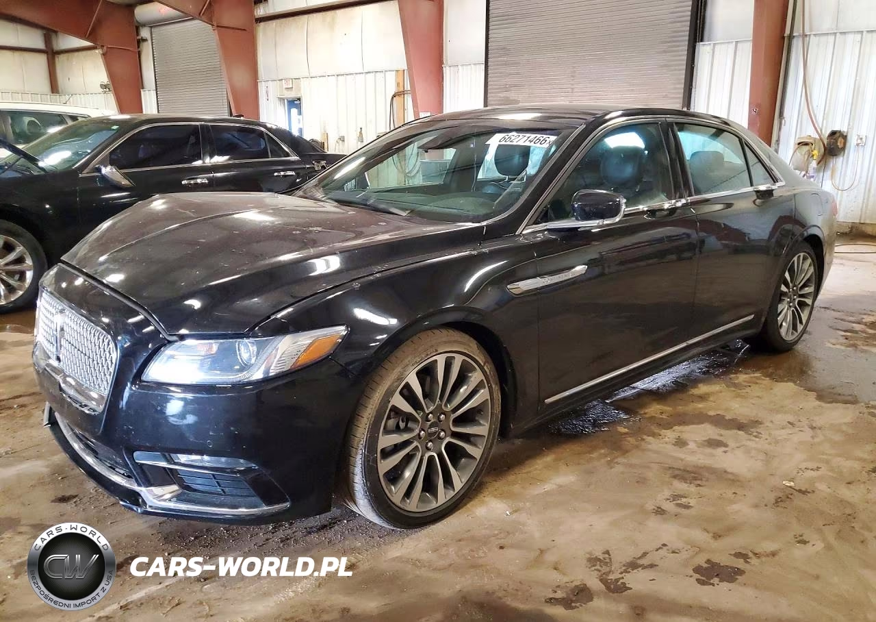 2017 Lincoln Continental Select