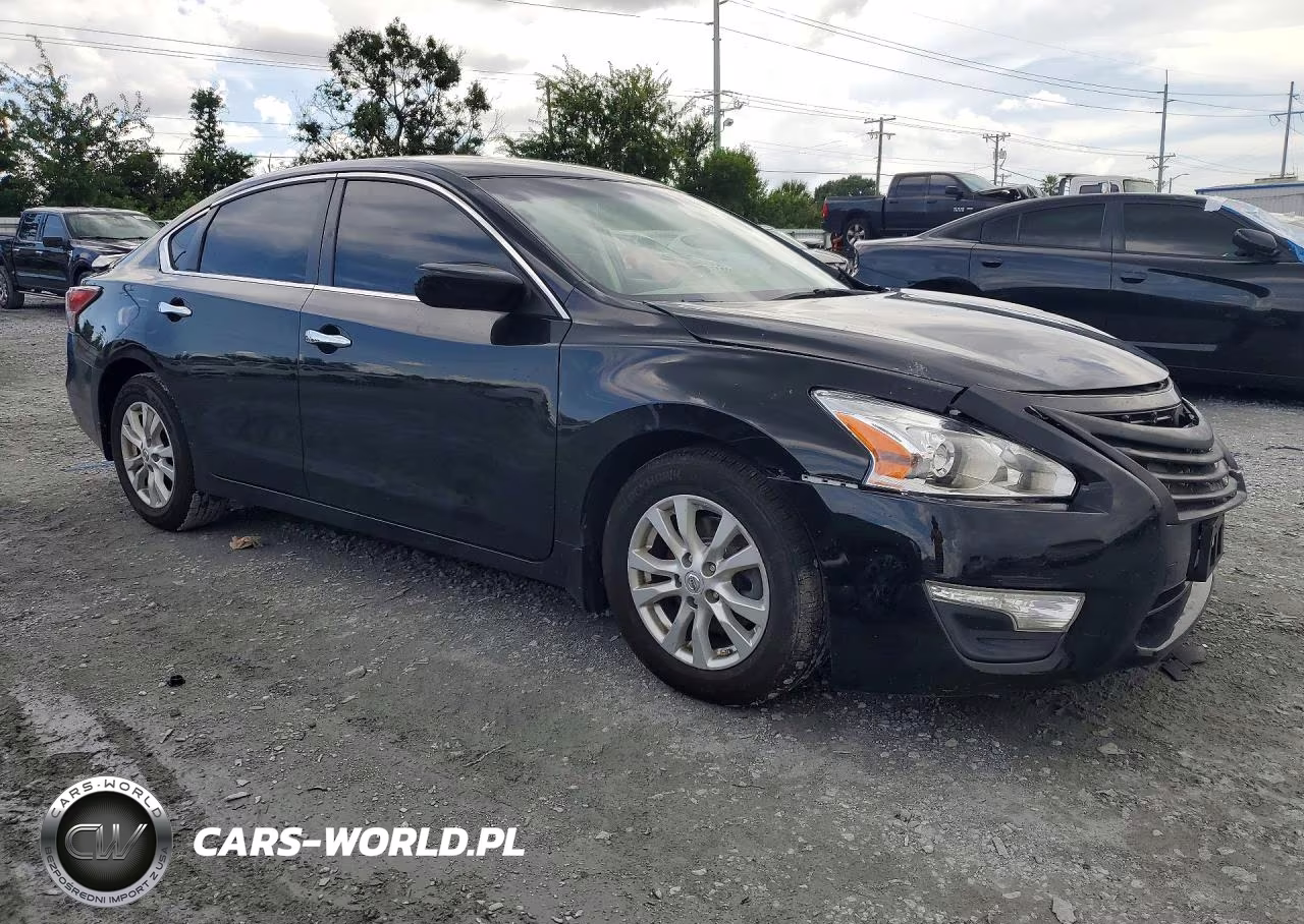 2014 Nissan Altima 2.5 S VIN:1N4AL3AP8EN258498 - 4