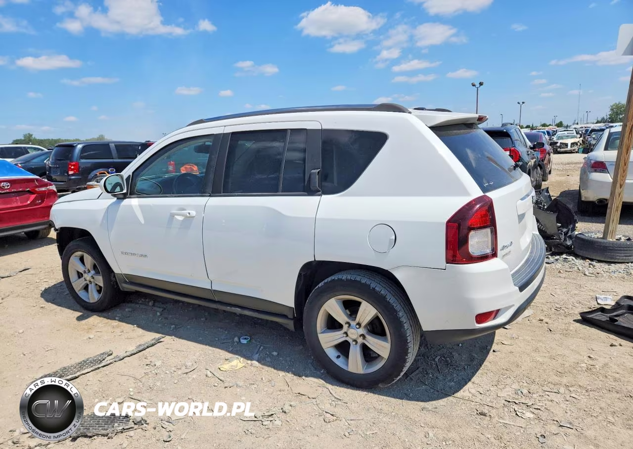 2014 Jeep Compass Latitude VIN:1C4NJDEB7ED885883 - 2