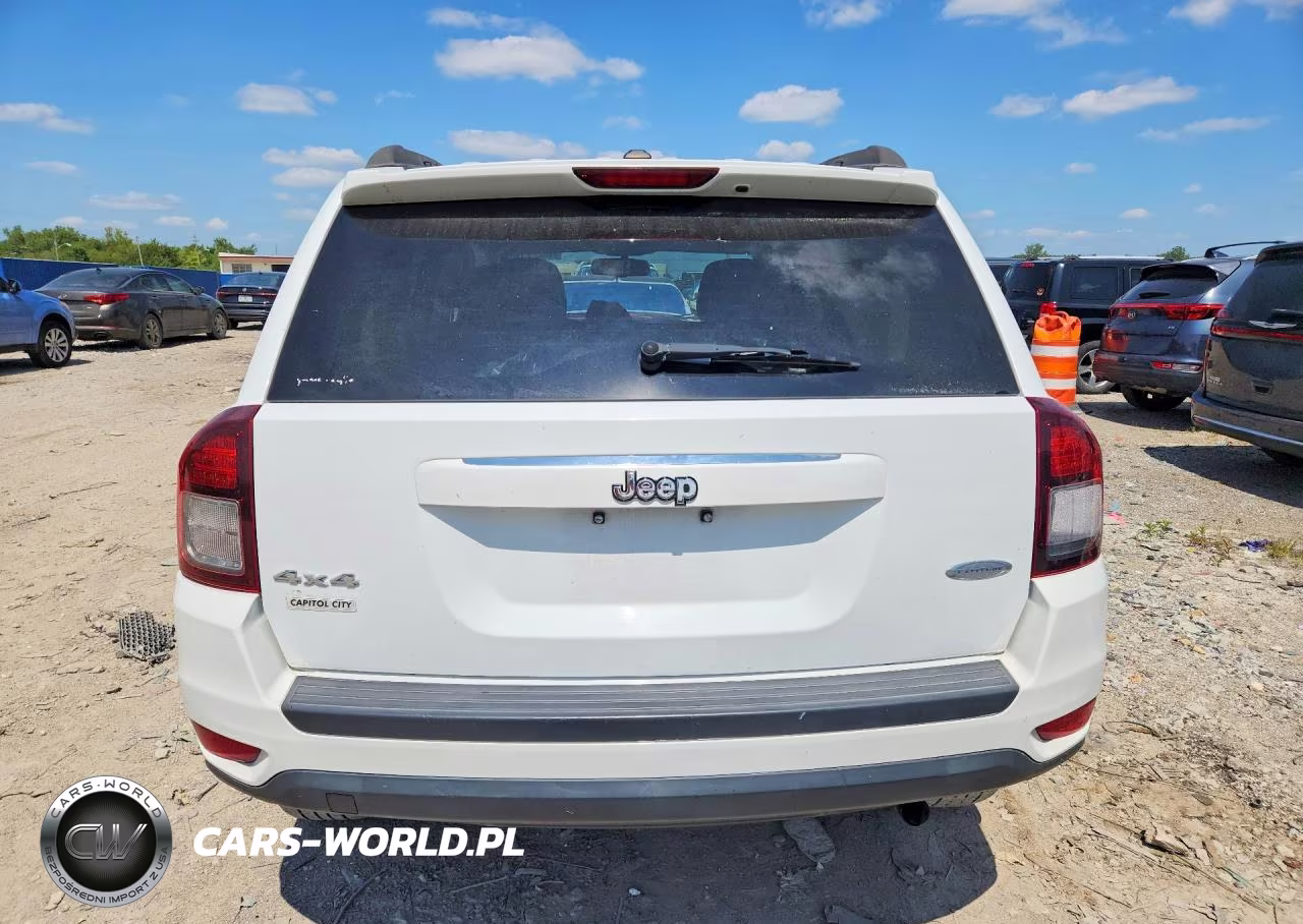 2014 Jeep Compass Latitude VIN:1C4NJDEB7ED885883 - 6