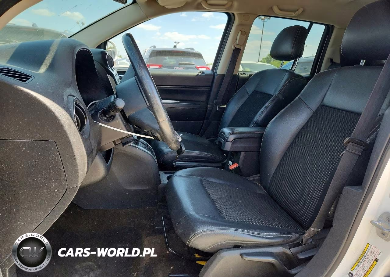2014 Jeep Compass Latitude VIN:1C4NJDEB7ED885883 - 7
