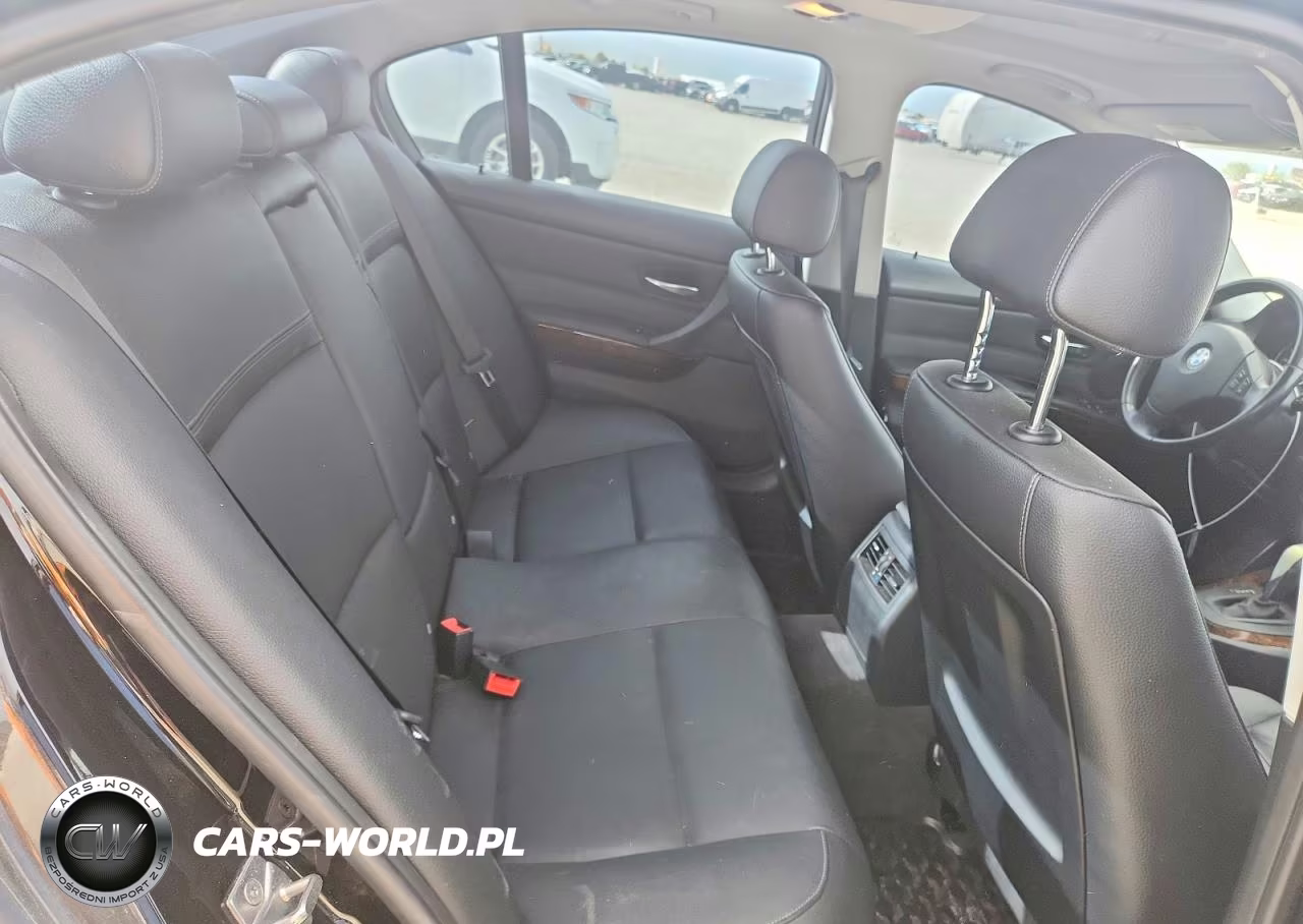 2011 BMW 328 Xi VIN:WBAPK7C52BA819403 - 10