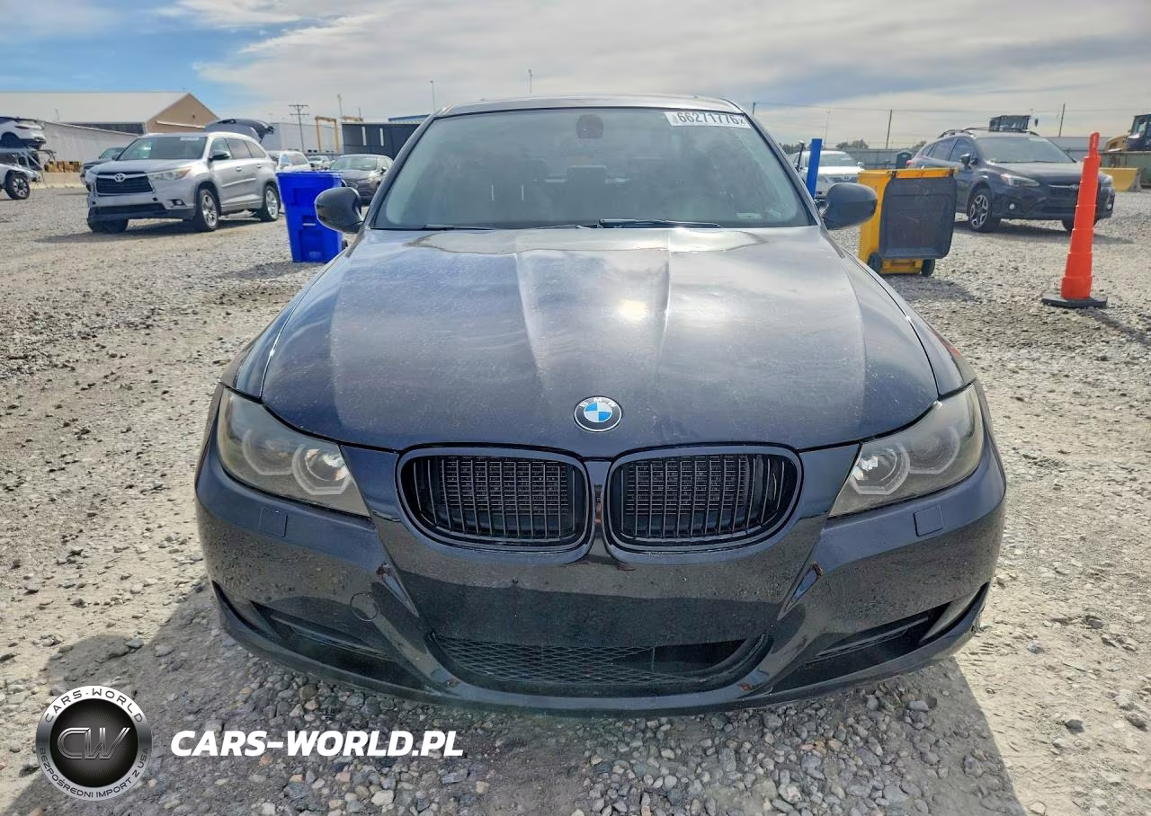 2011 BMW 328 Xi VIN:WBAPK7C52BA819403 - 5