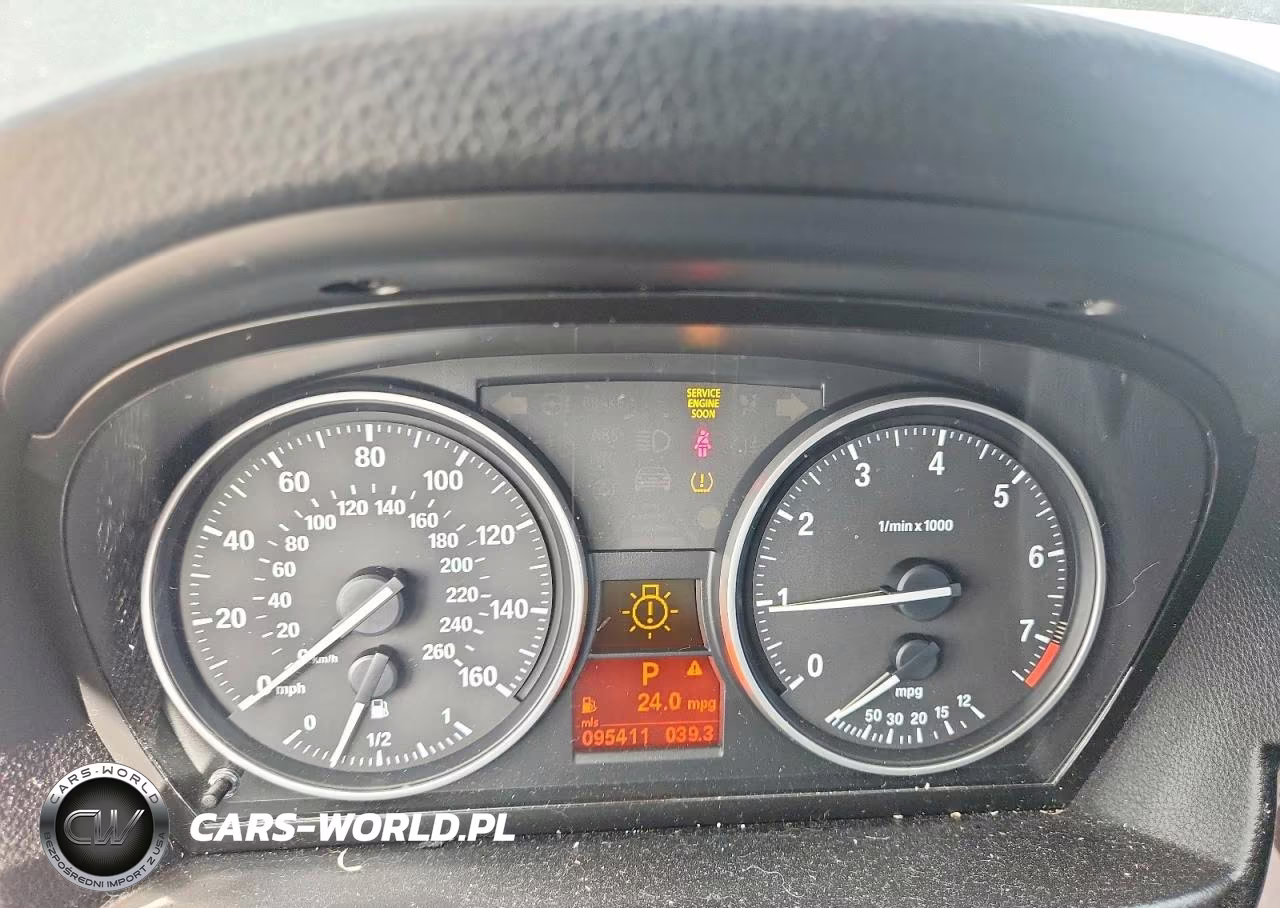 2011 BMW 328 Xi VIN:WBAPK7C52BA819403 - 9
