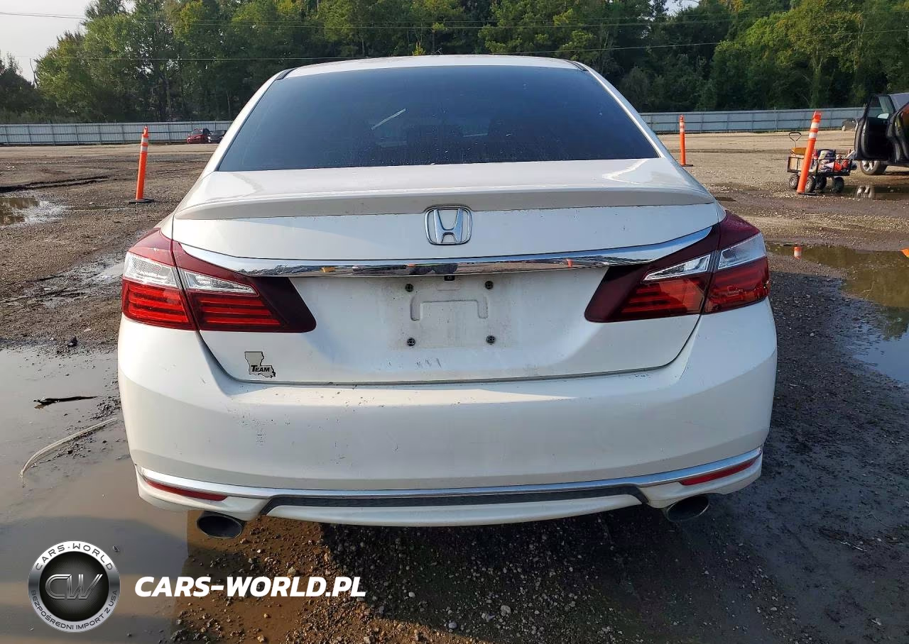 2017 Honda Accord Sport VIN:1HGCR2F59HA041106 - 6