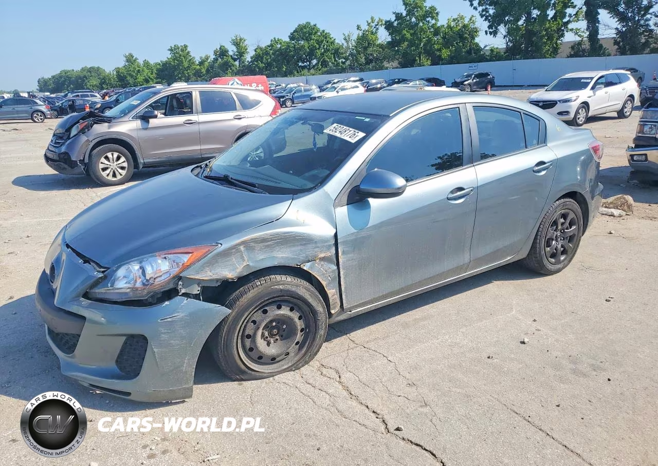 2013 Mazda 3 I