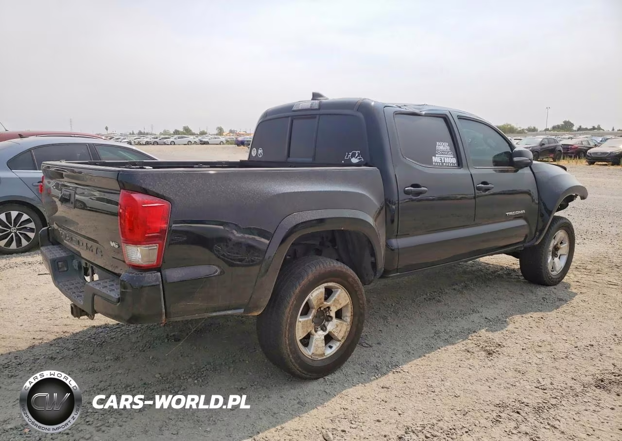 2016 Toyota Tacoma Trd Sport VIN:3TMCZ5AN1GM023062 - 3